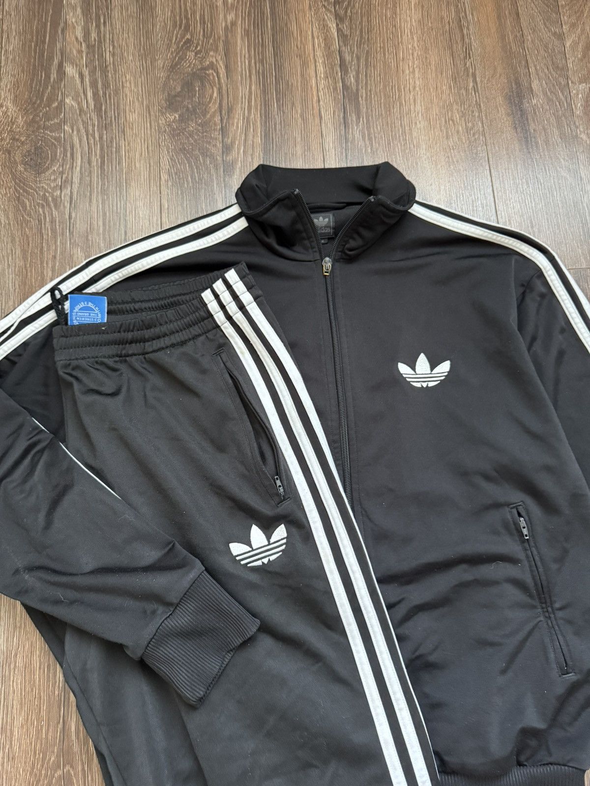 Adidas Adidas Classic Men's Black relaxed fit medium sweatsuit set tracksuit suit Size US M / EU 48-50 / 2 - 2 Thumbnail