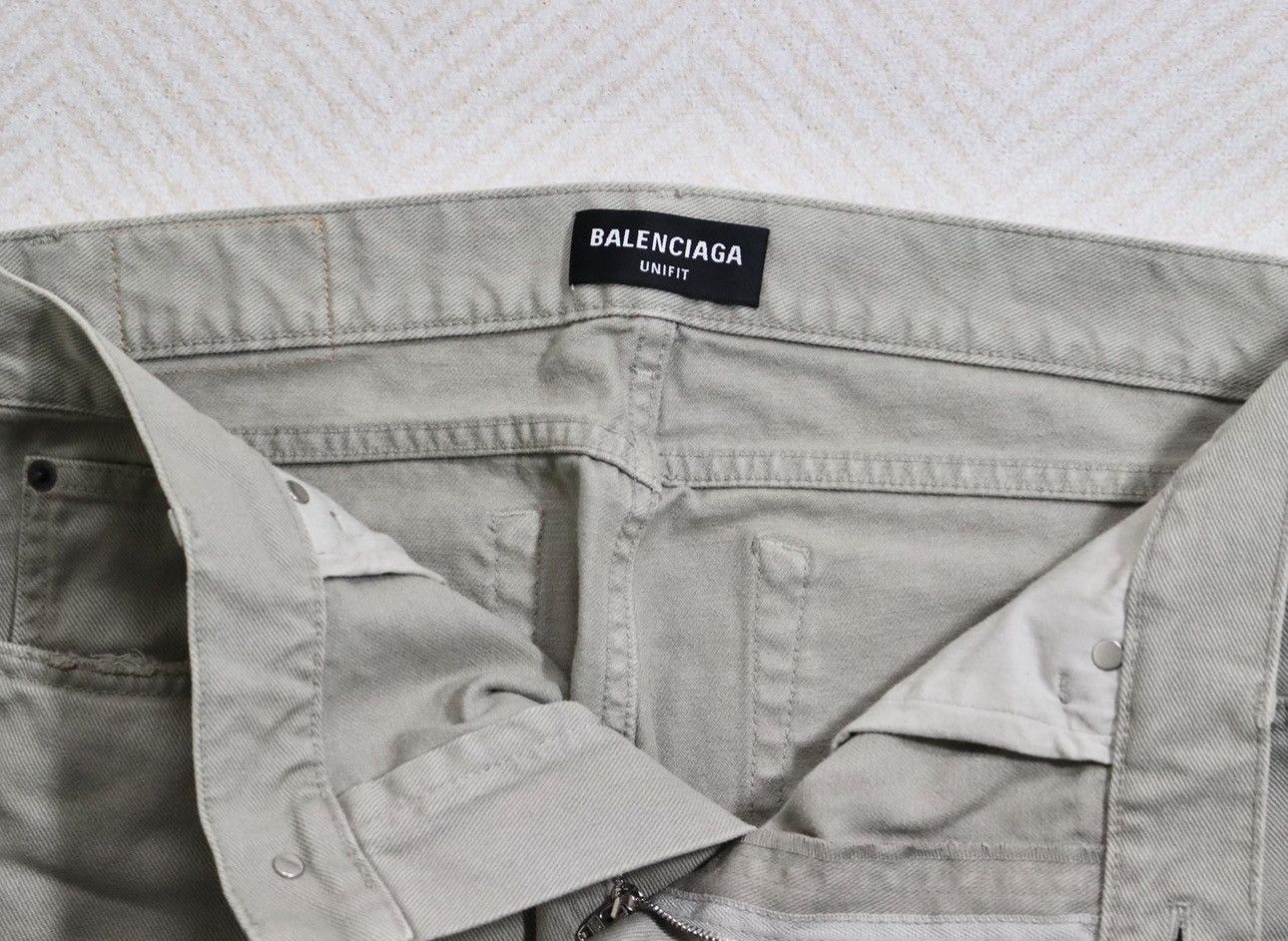Balenciaga Balenciaga Baggy Pants size M Size US 34 / EU 50 - 10 Thumbnail