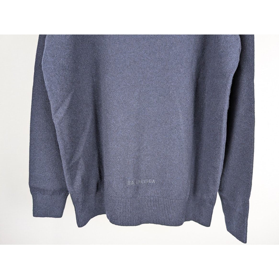 Balenciaga o1rshd1 High-Neck Sweatshirt in Blue Size US S / EU 44-46 / 1 - 12 Thumbnail