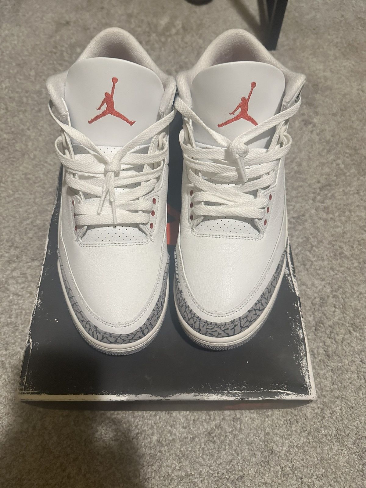 Jordan Brand Jordan 3 White Cement “Reimagined” Size US 11 / EU 44 - 1 Thumbnail