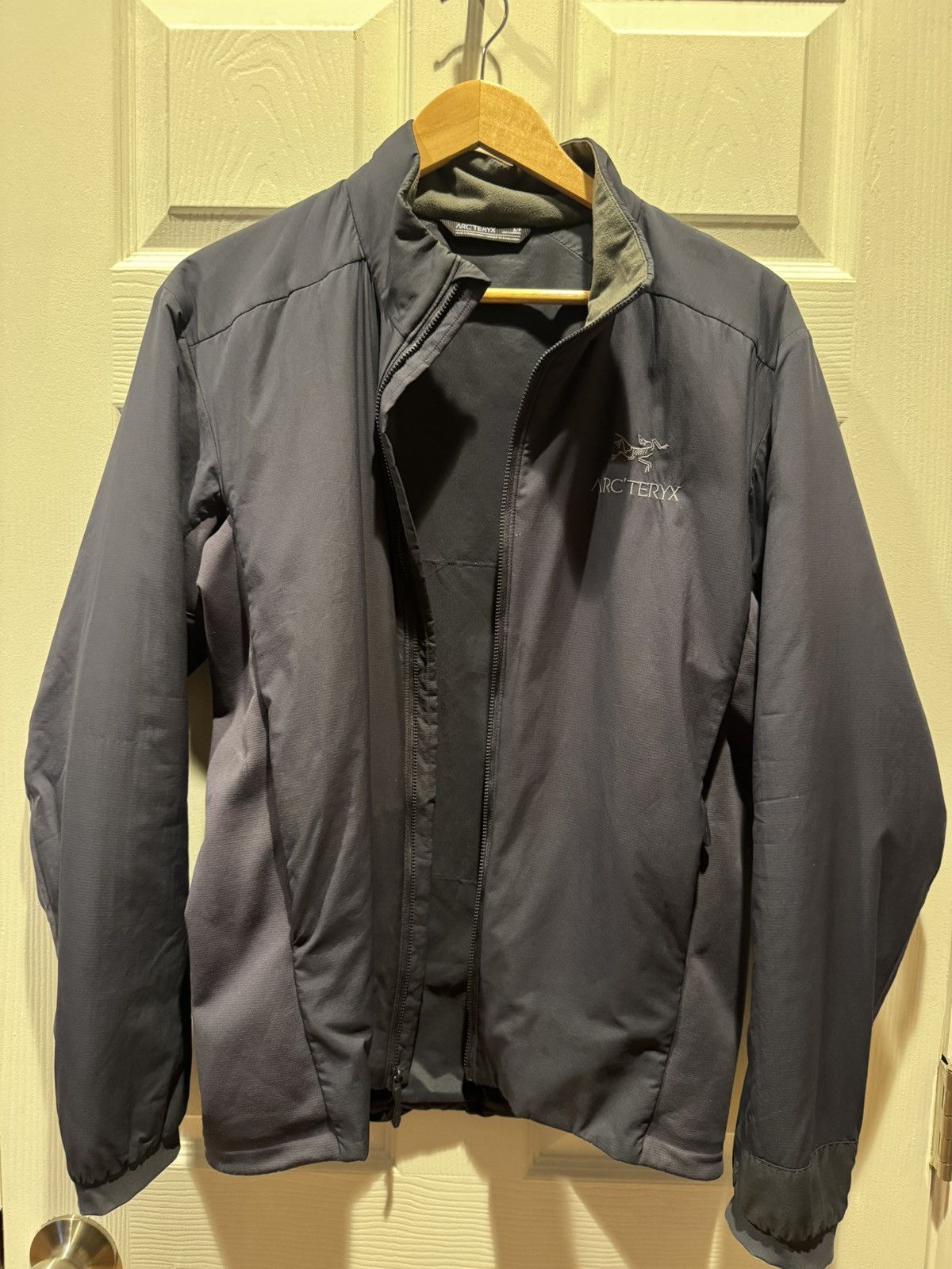 Arc'teryx Black sapphire Arc’teryx atom jacket, size men’s small Size US S / EU 44-46 / 1 - 1 Thumbnail
