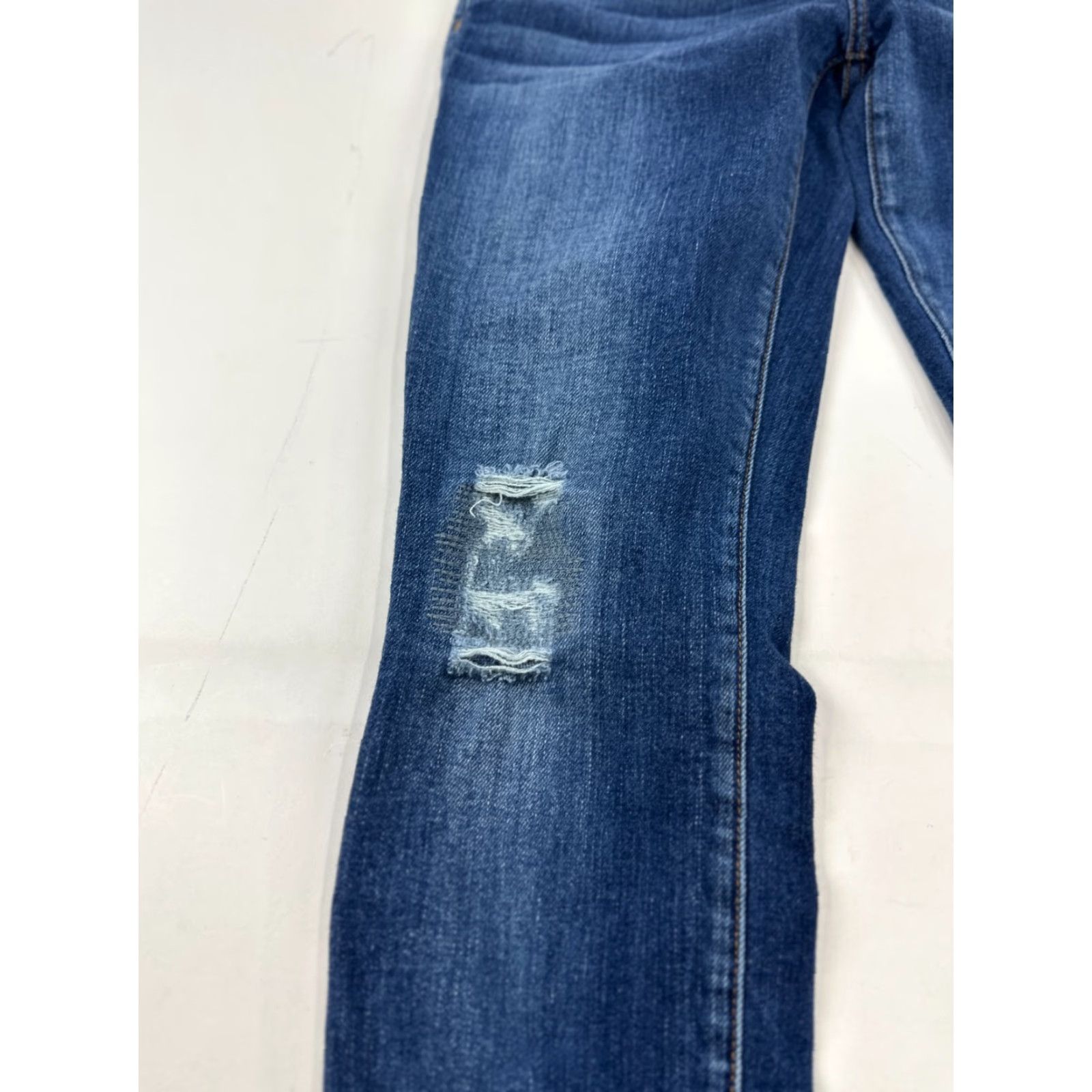 Vintage Current/Elliott Jeans Womens 26-0 Blue Denim Distressed Skinny Leg 5-Pocket Button Closure Medium Wash Size 26" / US 2 / IT 38 - 3 Thumbnail