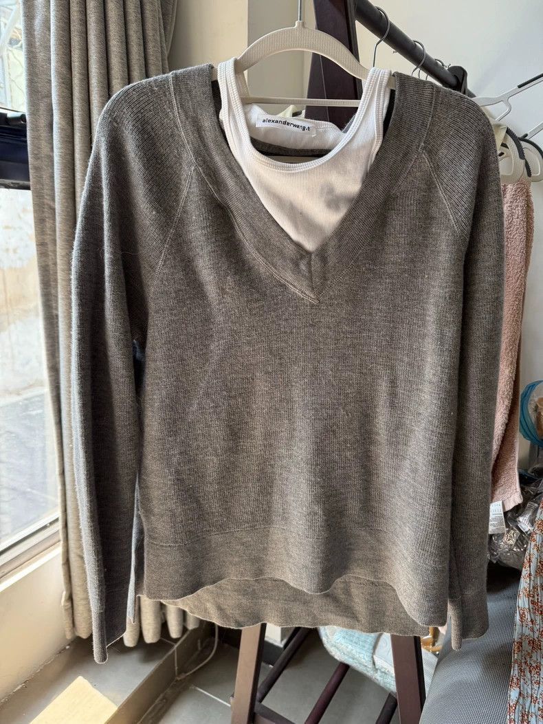 Alexander Wang Alexander Wang Gray V-neck Sweater- Size S / US 4 / IT 40 - 1 Thumbnail