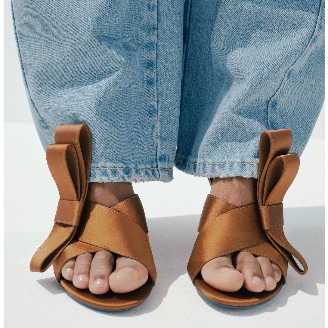 Zara RARE!!! ZARA Heels with Crossover Strap NWT Size US 8 / IT 38 - 2 Thumbnail