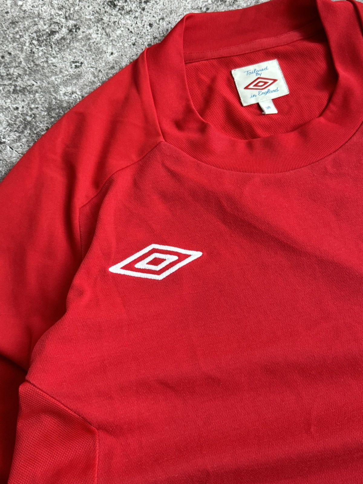 Umbro × Vintage Vintage Umbro England South Africa red jersey t-shirt Size US M / EU 48-50 / 2 - 4 Thumbnail