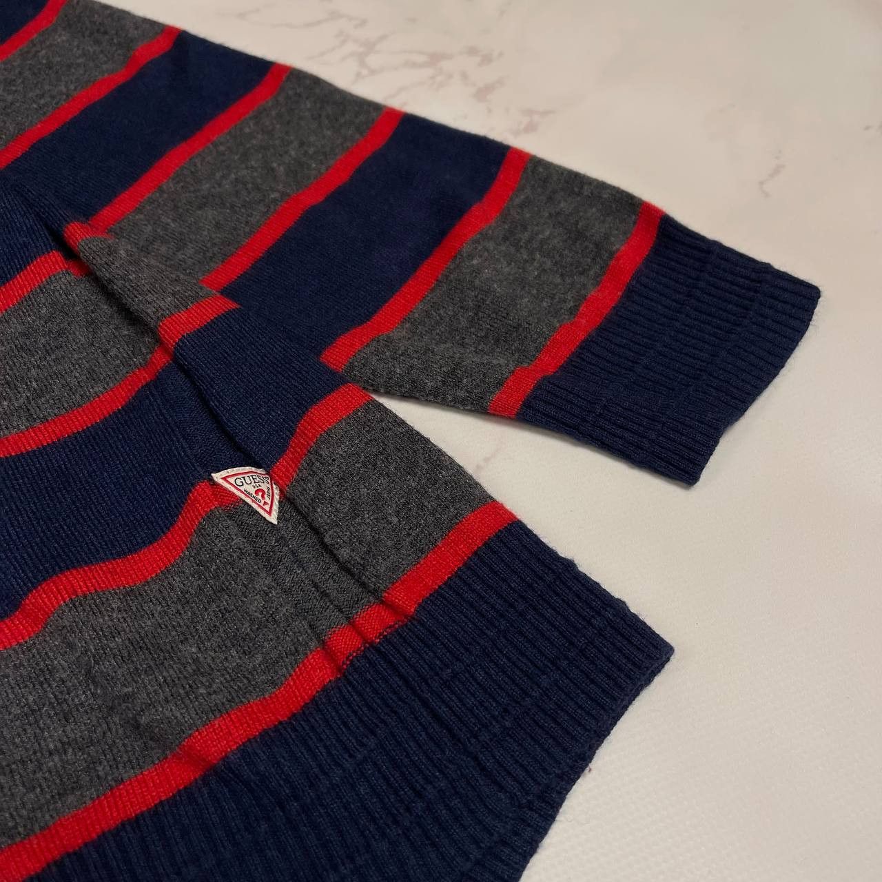 Guess Guess Striped Sweather Size L Vintage Size US XXL / EU 58 / 5 - 7 Thumbnail