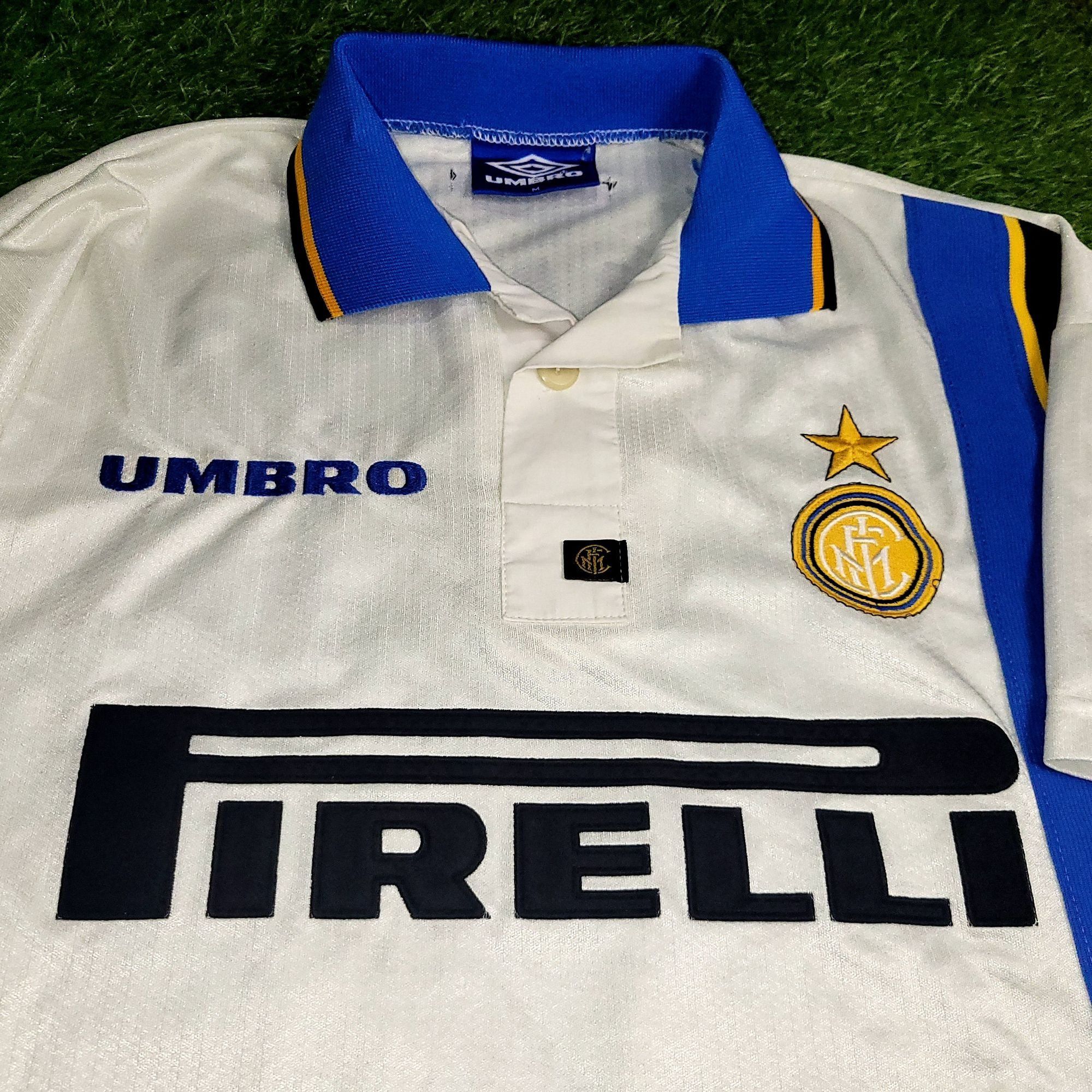 Umbro Ronaldo Inter Milan 1997 1998 DEBUT Away Umbro Soccer Jersey Size US M / EU 48-50 / 2 - 3 Thumbnail