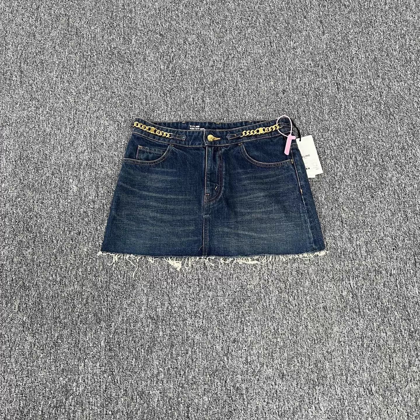 Celine Celine Triomphe Chain Tassel Hem Denim Skirt 26 Size 26" / US 2 / IT 38 - 1 Thumbnail