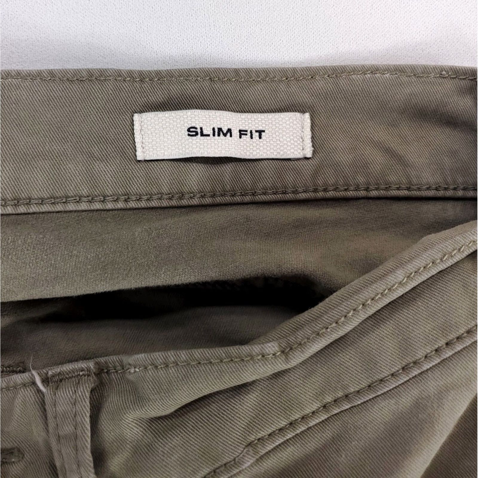 Flint And Tinder Flint and Tinder Slim Fit Pants Gray Mens 31 x 32 Inseam 32 Chino Regular Size 31 Mens Gray Slim Fit Pants Size US 31 - 4 Thumbnail
