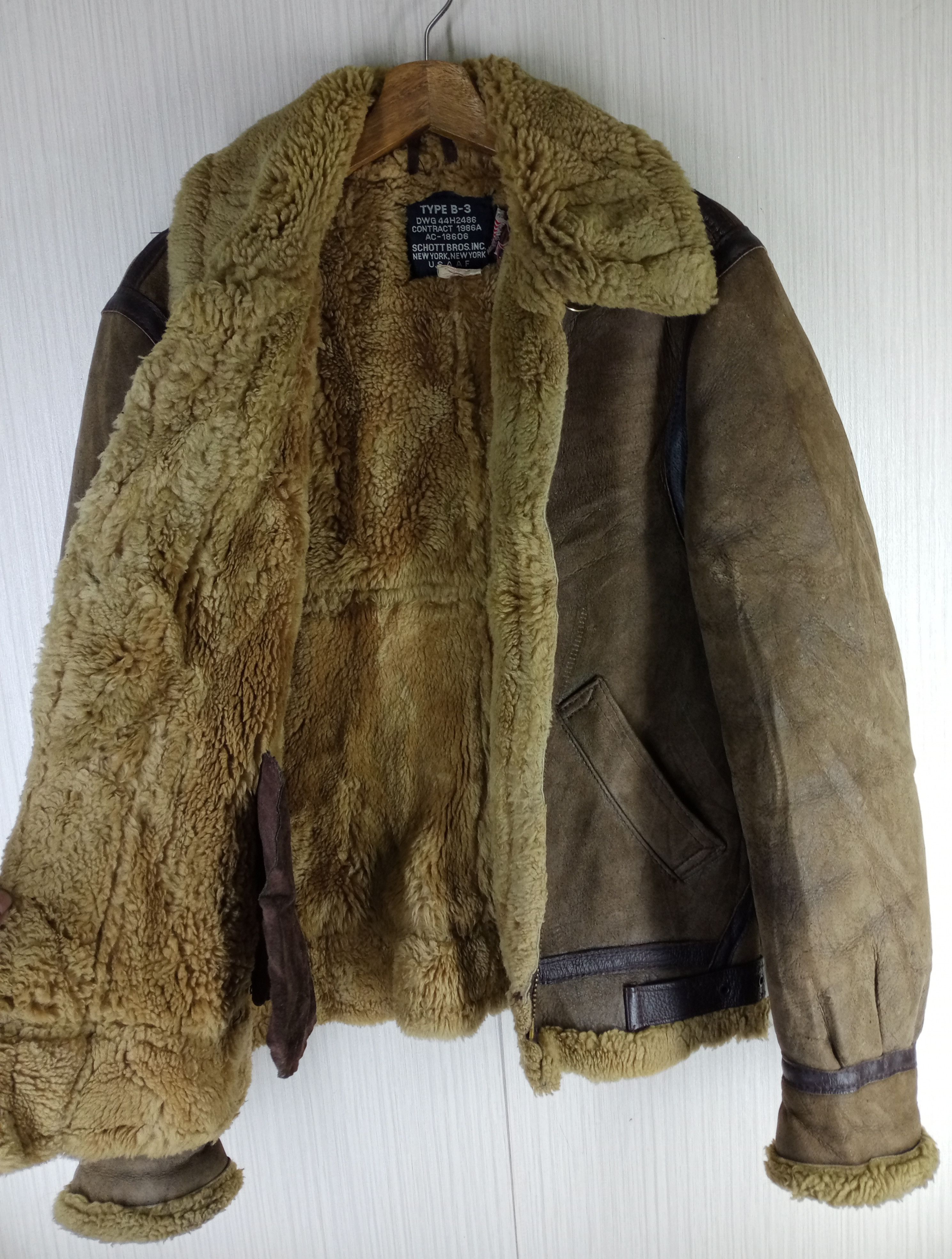 Schott Rare Vintage Schott B-3 Leather Shearling Fur Bomber Jacket Size US M / EU 48-50 / 2 - 2 Thumbnail