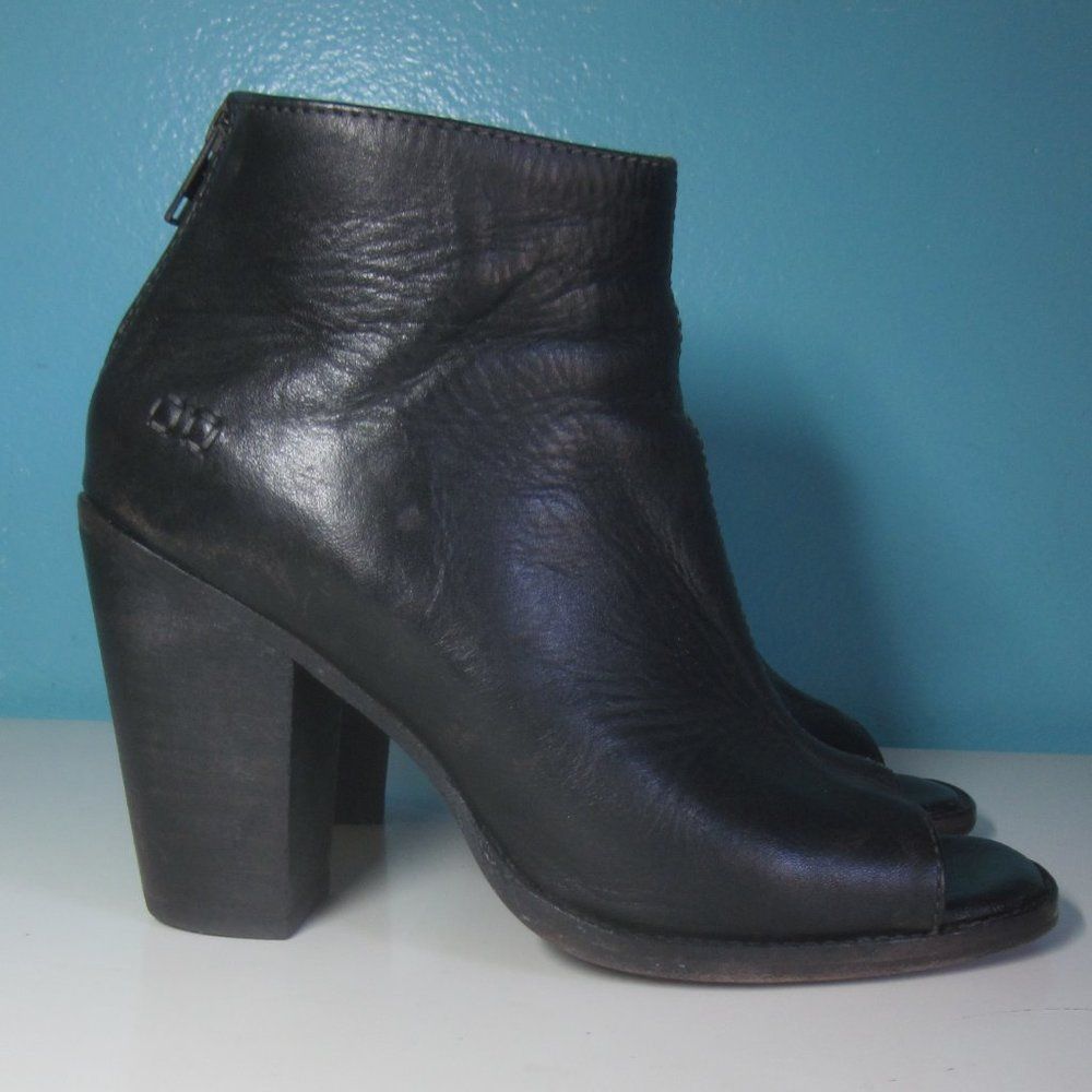 image of Bed Stu Bench Made Womens Size 8 Peep Toe Black Leather Boot