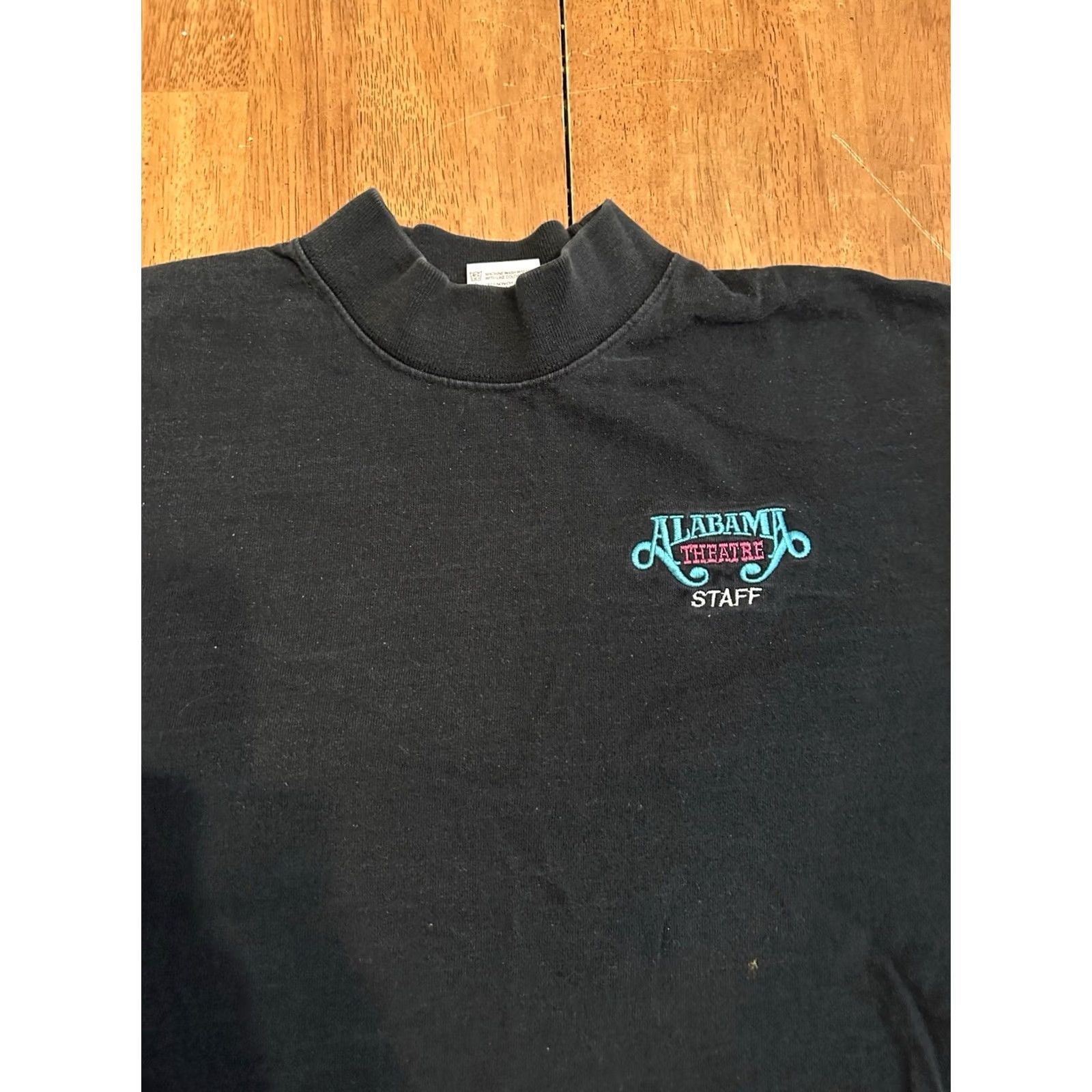 Vintage VINTAGE Alabama Theatre Staff T Shirt M Black 90s Long Sleeve Size US M / EU 48-50 / 2 - 2 Thumbnail