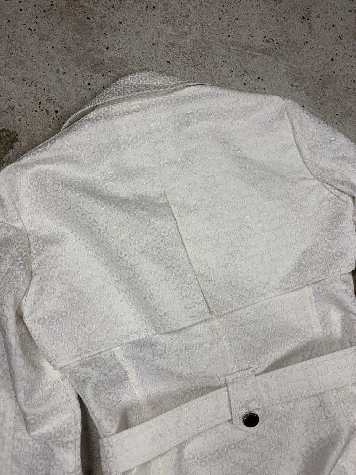 Versace 2000s Gianni Versace Double Breasted Trench Coat Jacquard Size M / US 6-8 / IT 42-44 - 20 Thumbnail