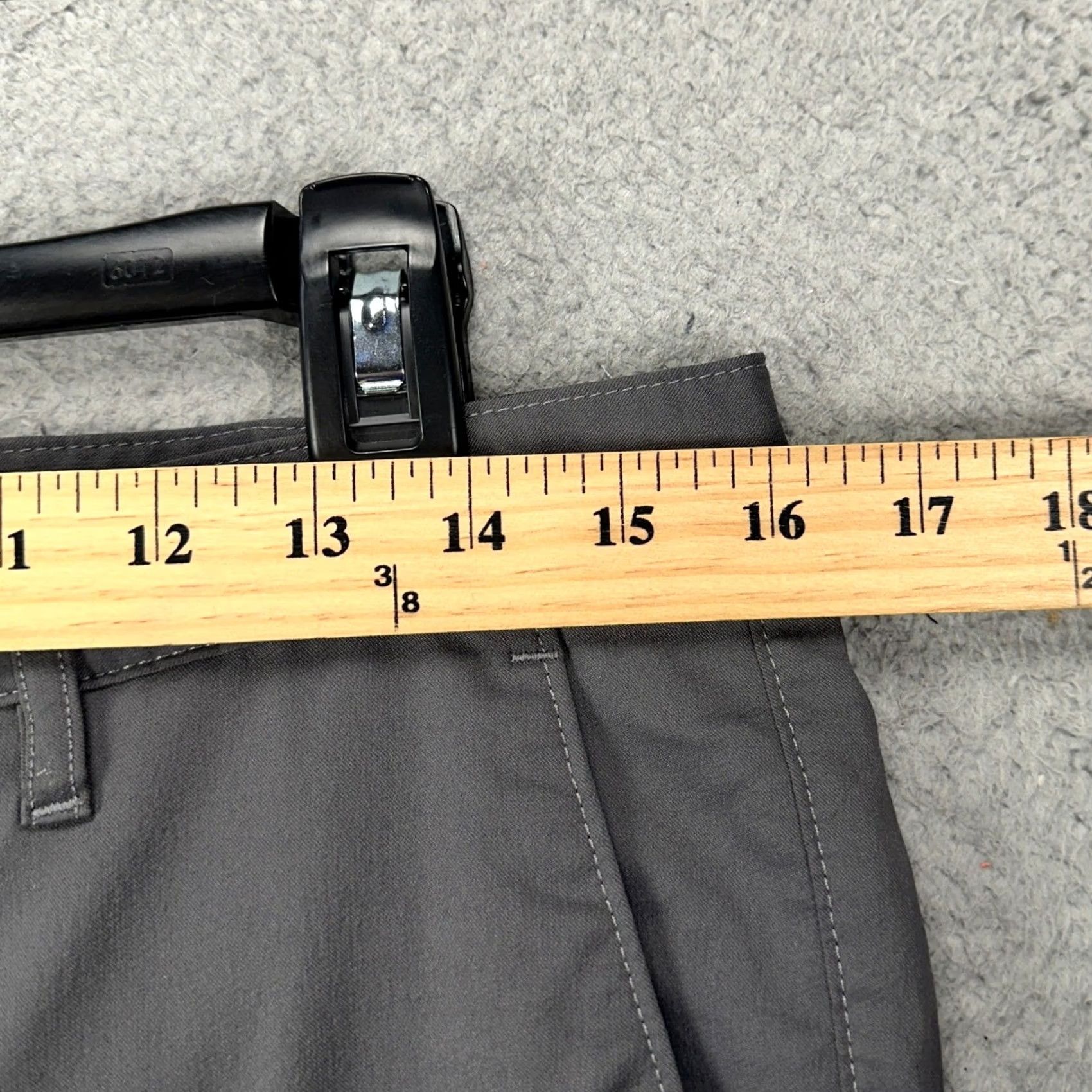 Theory Theory Pants Golf Straight Leg Mens 31 Gray Performance Stretch Lightweight Casual Modern Preppy Front Button Pockets Mens Regular Size 31 Gray Size US 31 - 6 Thumbnail
