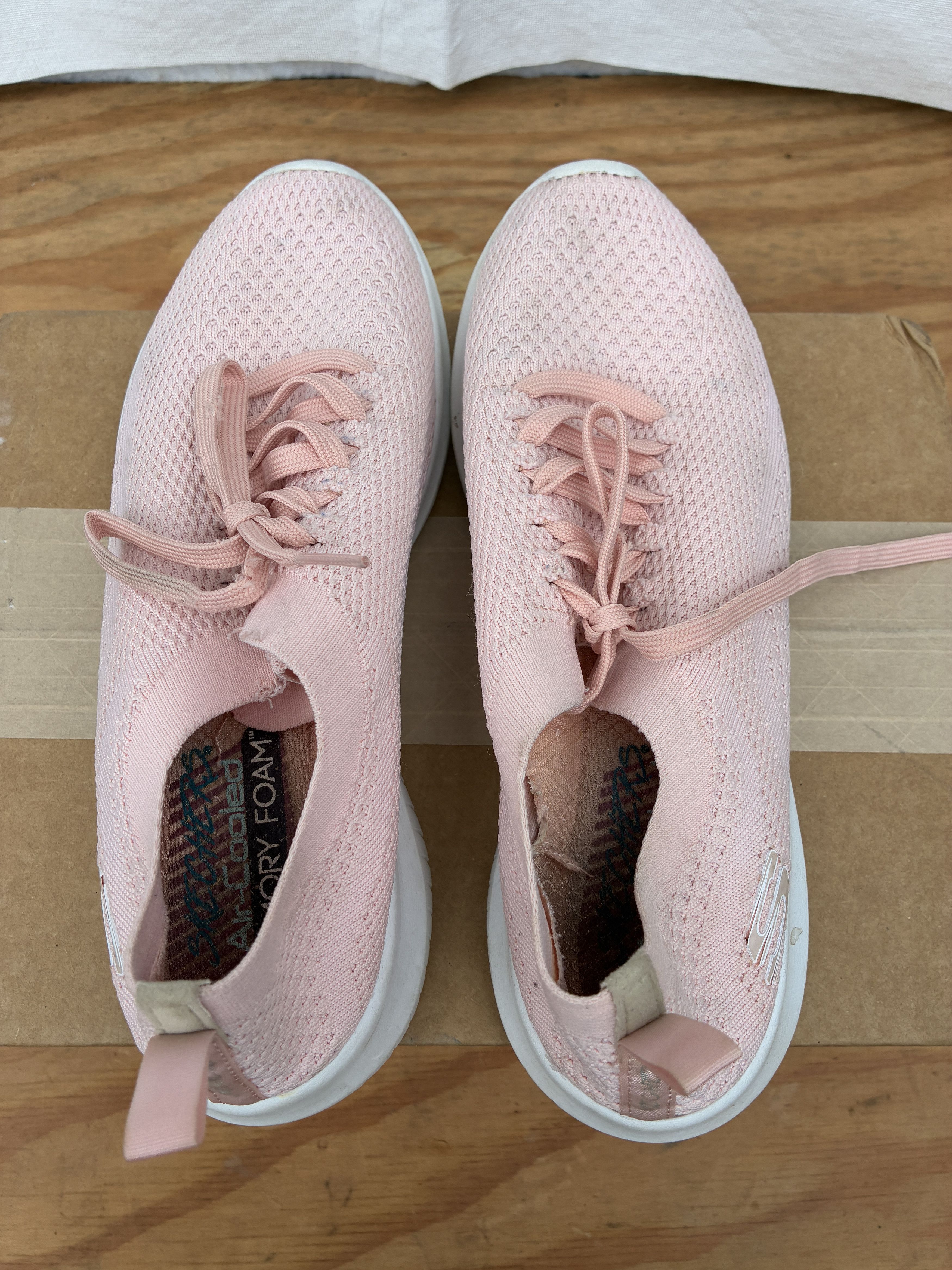 SKECHERS Skechers Stretch Fit Women Pink Running Shoes Size 9 Size US 9 / IT 39 - 4 Thumbnail