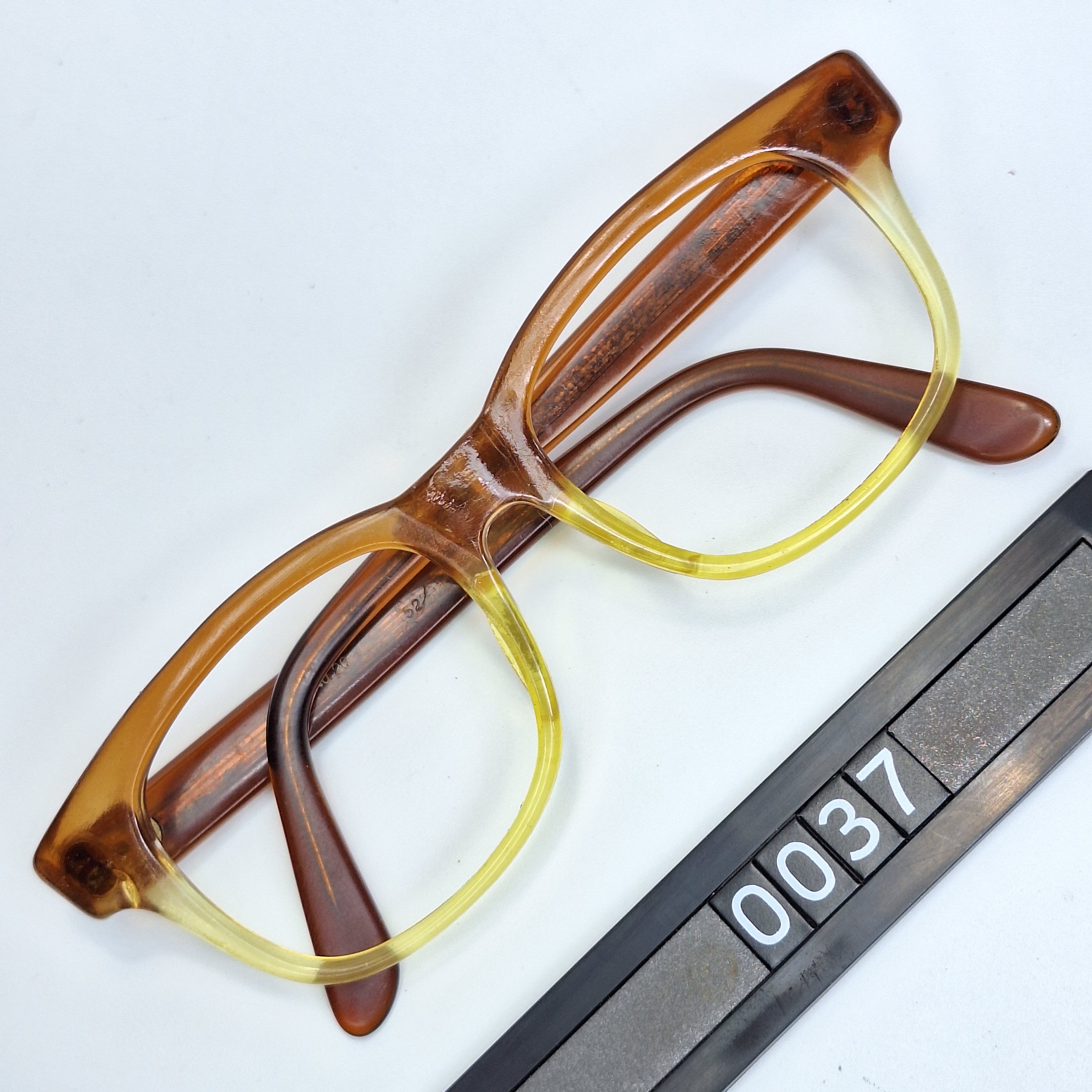 Other 80s Japan Vintage No.20 52-20 Classic Eyeglass Frame Size ONE SIZE - 1 Thumbnail