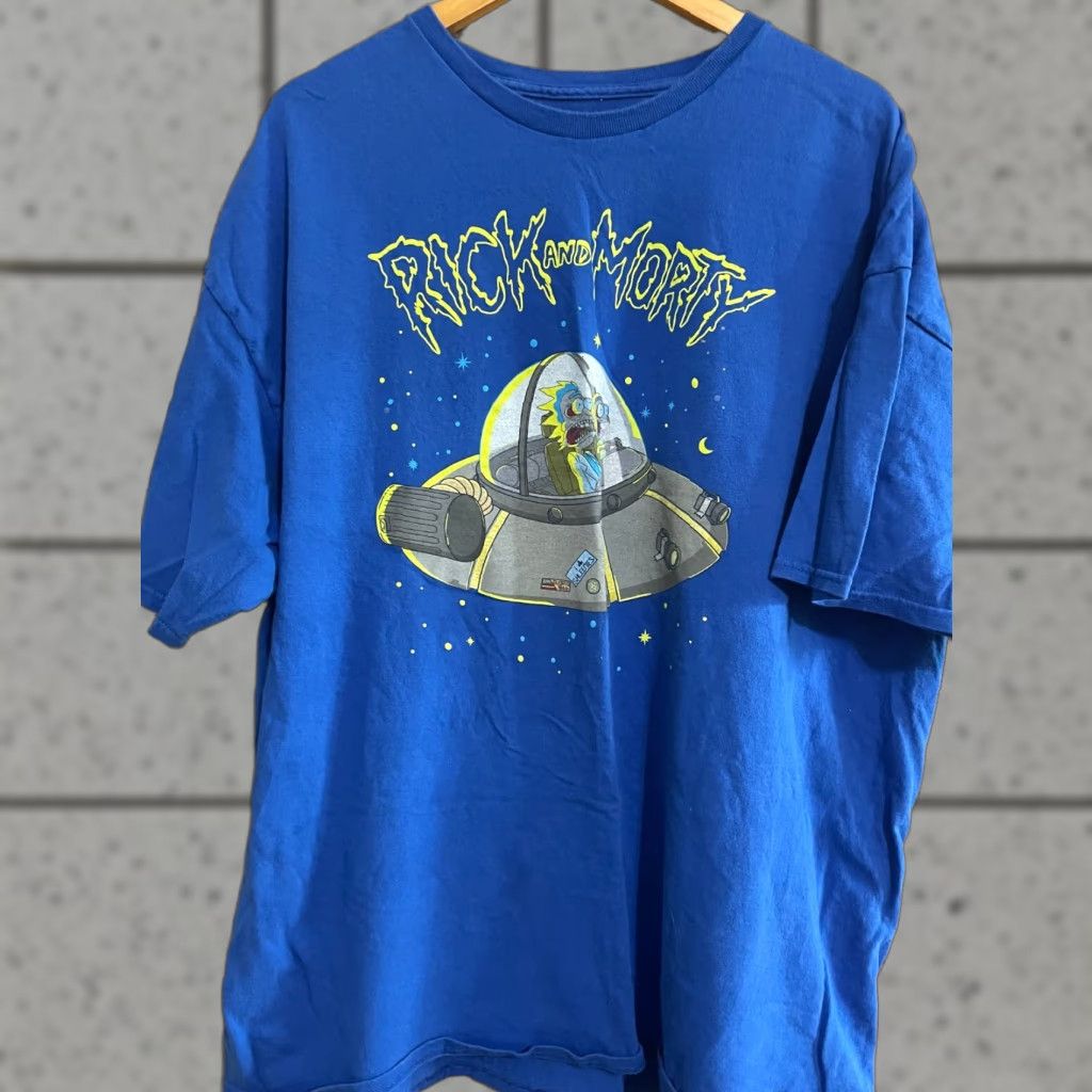 Vintage Rick & Morty T-shirt Mens 3XL Blue UFO Space Ship Graphic Shirt Size US XXL / EU 58 / 5 - 1 Thumbnail