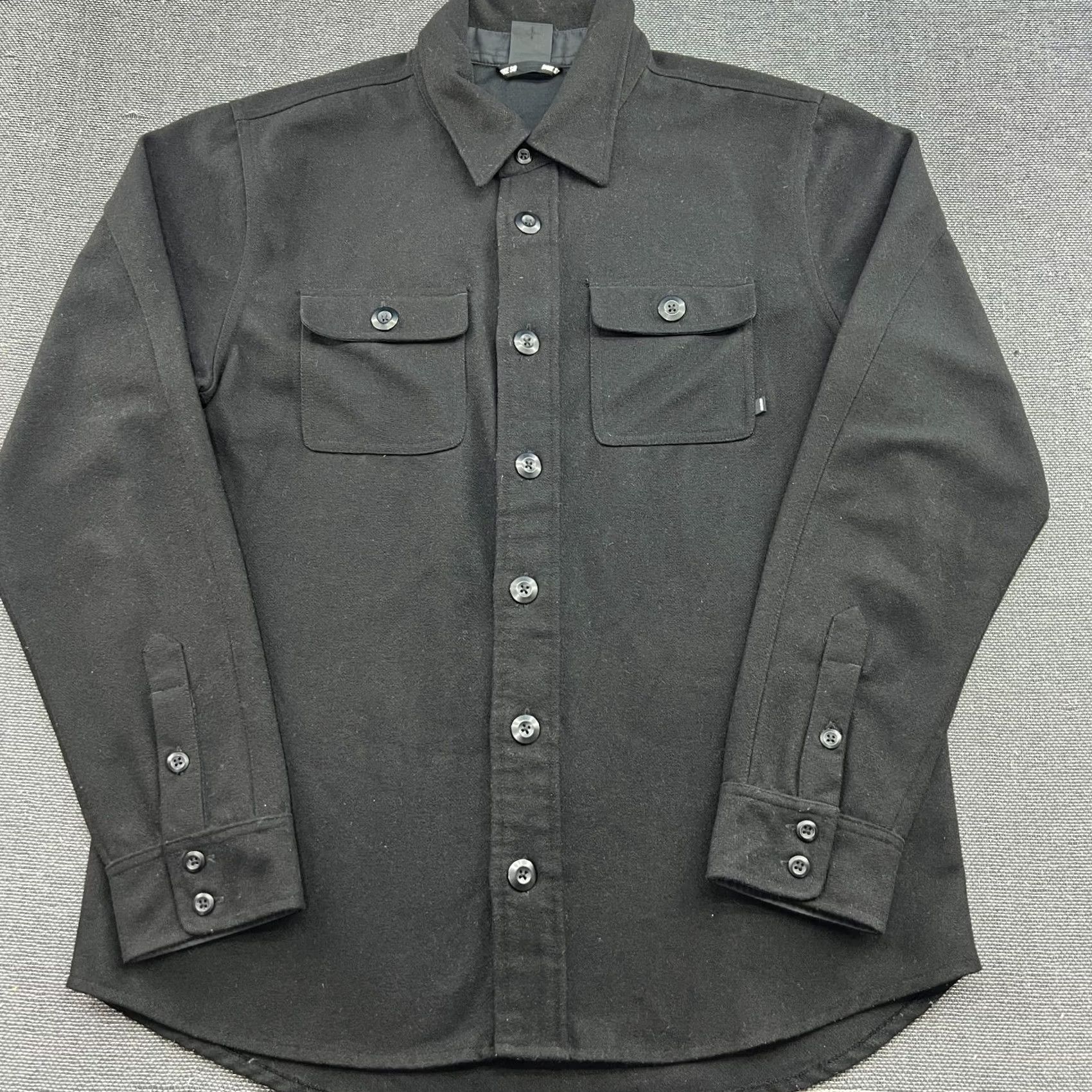 Vintage Nike SB Holgate Shirt Mens Large Black Pockets Wool Polyester Fleece Button Up Size US L / EU 52-54 / 3 - 2 Thumbnail