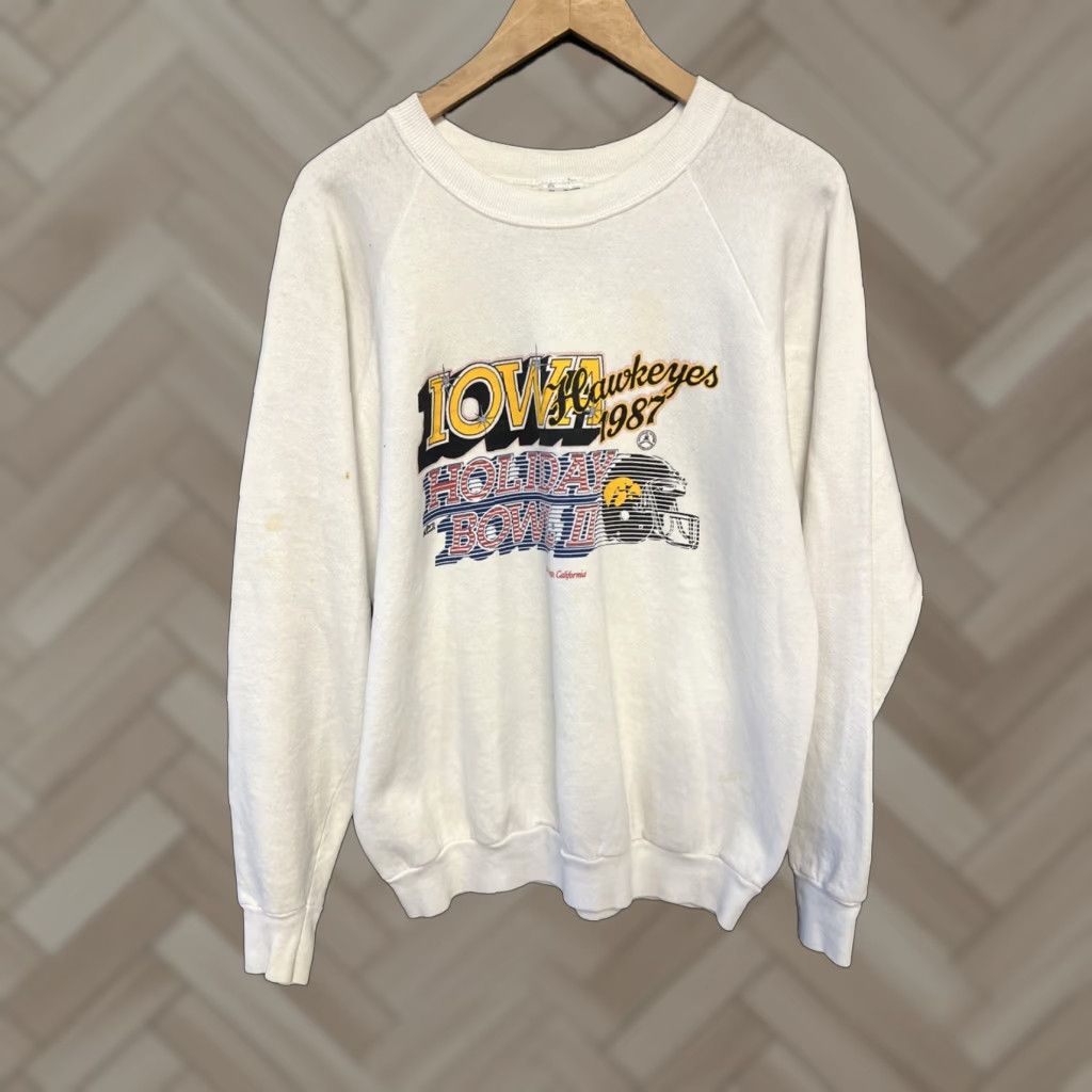 Fruit Of The Loom VINTAGE Iowa Hawkeyes Sweatshirt XL USA Made Logo Fruit of the Loom Size US XL / EU 56 / 4 - 1 Thumbnail