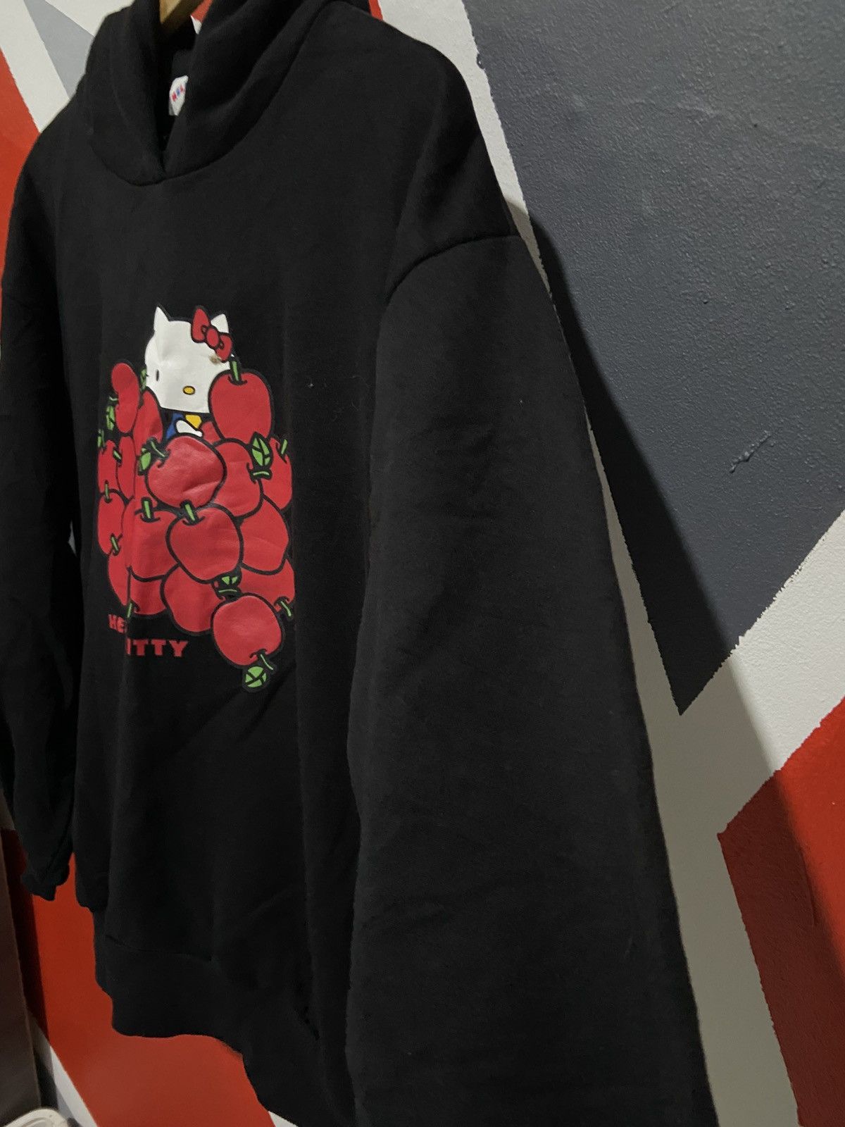 Anime Hello Kitty Pull Over Hoodie Size US M / EU 48-50 / 2 - 3 Thumbnail