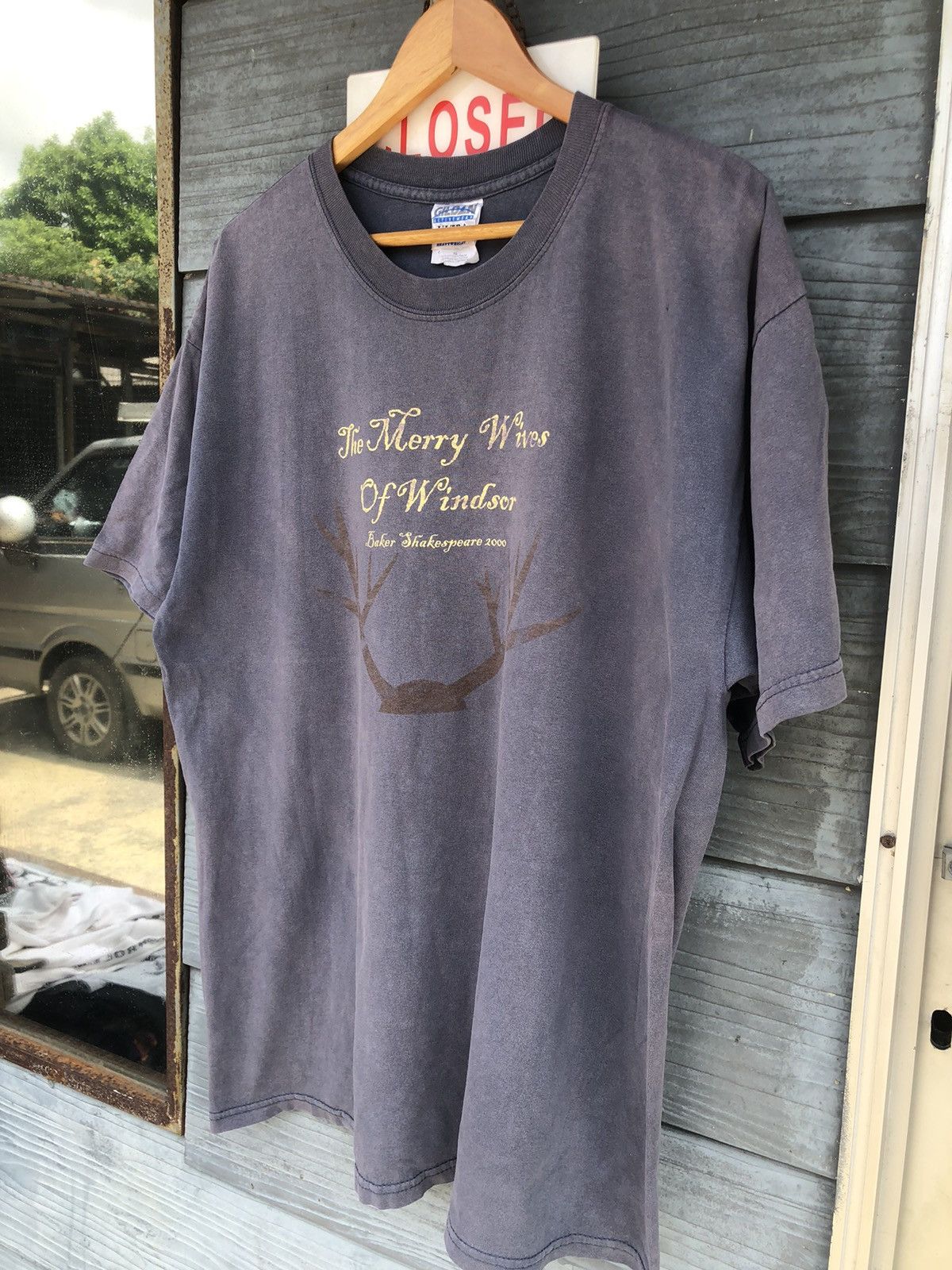 Vintage Vintage The Merry Wives Of Windsor Shakespeare Quotes Tee Size US XL / EU 56 / 4 - 2 Thumbnail