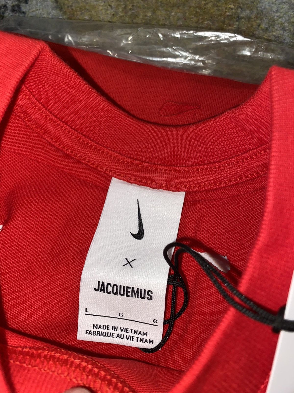 Jacquemus × Nike Jacquemus x Nike Le Swoosh T-Shirt Size US L / EU 52-54 / 3 - 2 Thumbnail