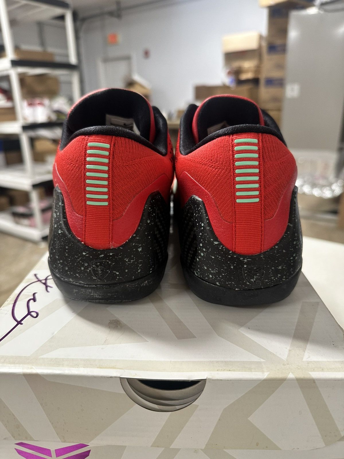 Nike Kibe elite low university red Size US 9 / EU 42 - 3 Thumbnail