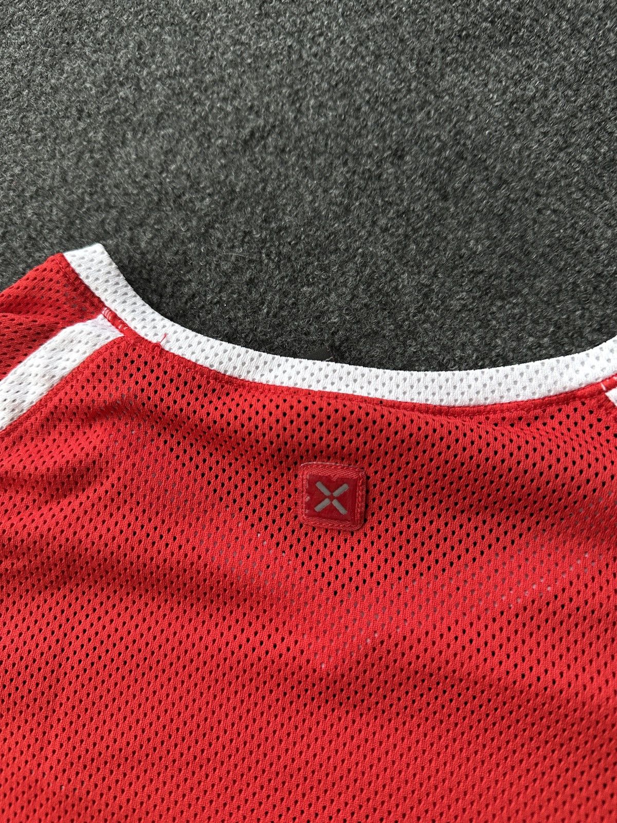 Nike 🚨 NIKE Y2K RED VNTG SHOX RARE T SHIRT SHORT SLEEVE Size M / US 6-8 / IT 42-44 - 12 Thumbnail