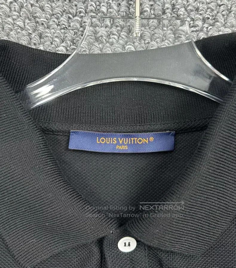 Louis Vuitton Louis Vuitton Pin embroidered solid half-sleeve Polo shirt Size US M / EU 48-50 / 2 - 3 Thumbnail