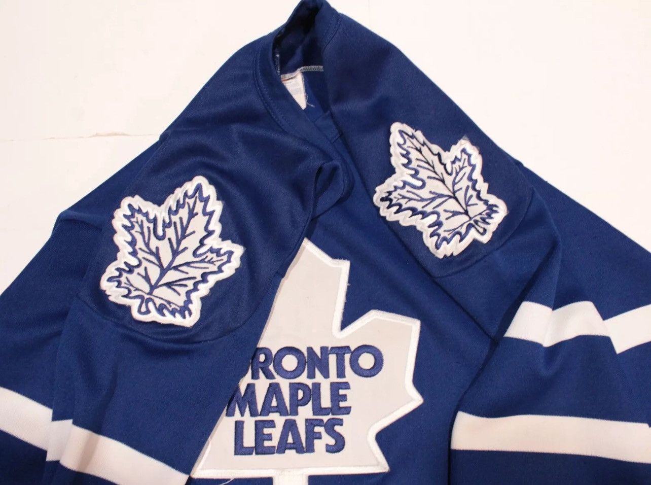 Ccm × NHL × Vintage VINTAGE 90s Toronto Maple Leafs NHL Hockey Jersey Sz Small Size US S / EU 44-46 / 1 - 3 Thumbnail