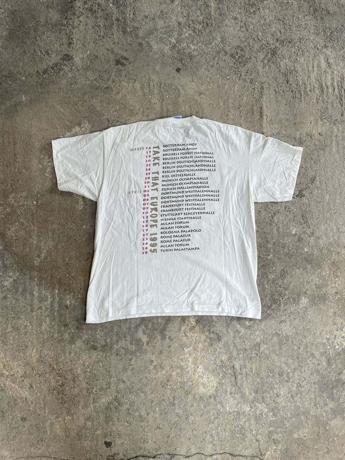 Band Tees Take That Europe Tour 1995 band tee Size US XL / EU 56 / 4 - 6 Thumbnail