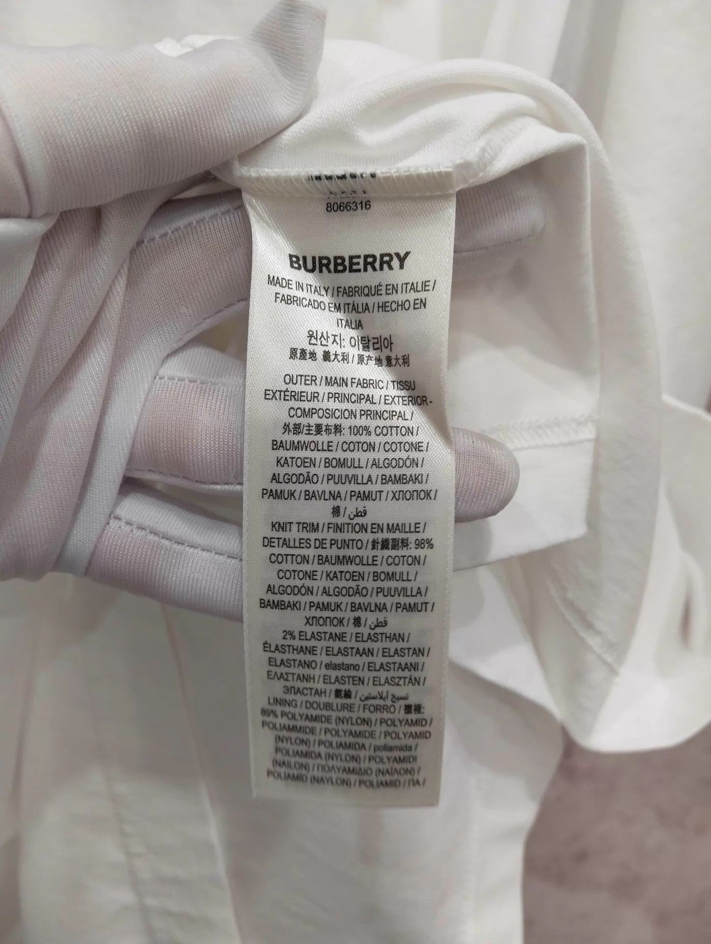 Burberry Burberry Lace Letter Short Sleeve L Size US L / EU 52-54 / 3 - 5 Thumbnail