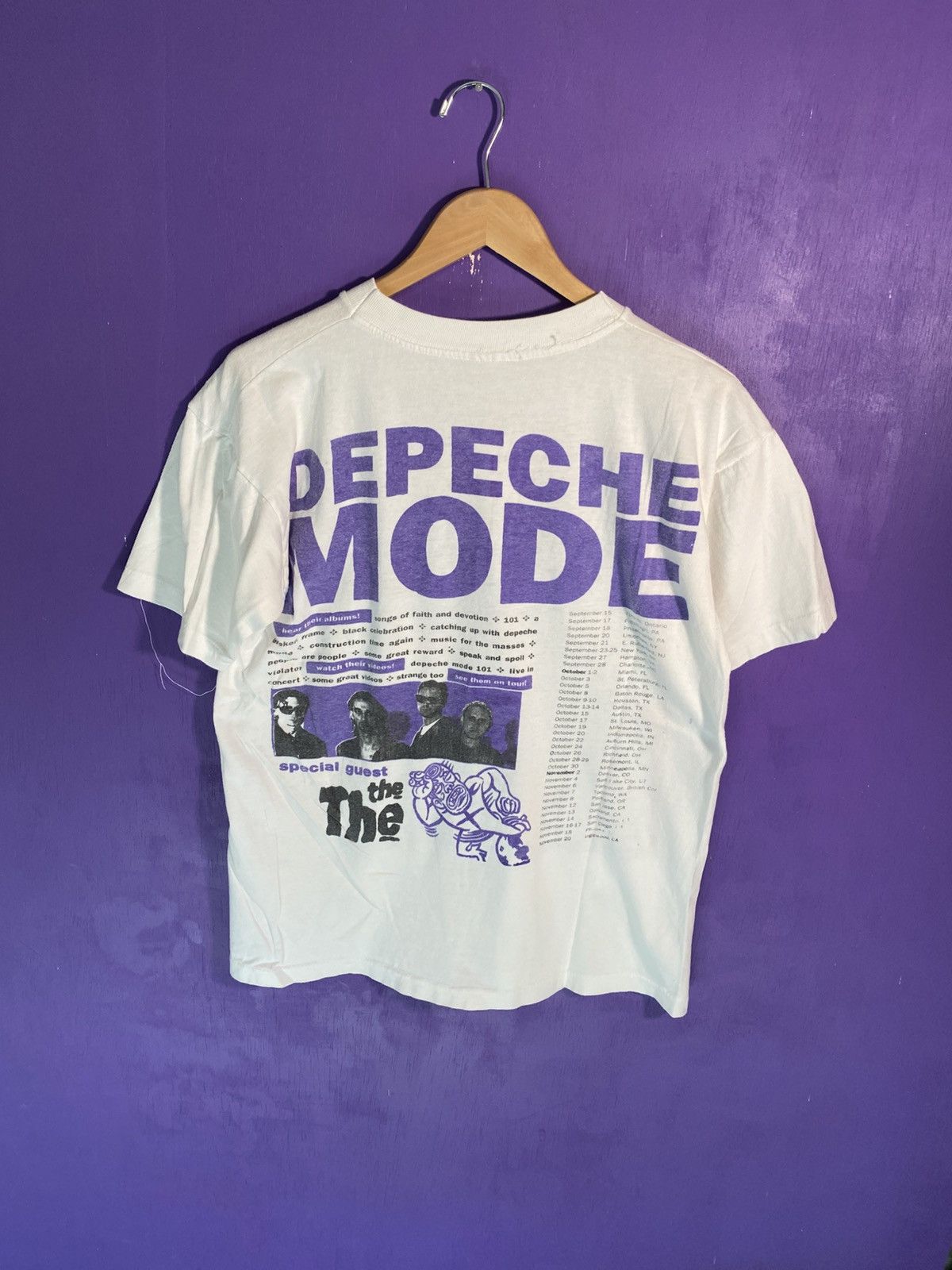 Band Tees Vintage 90s Depeche Mode devotional tour tee Size US M / EU 48-50 / 2 - 2 Thumbnail