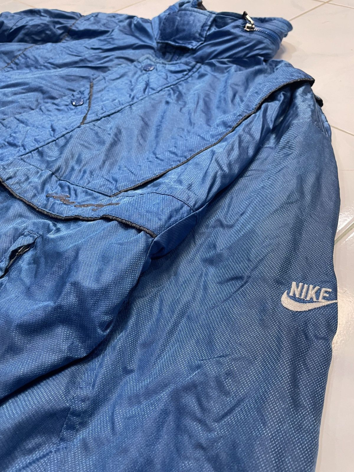 Nike Vintage Nike Mini Swoosh Jacket Size US L / EU 52-54 / 3 - 3 Thumbnail