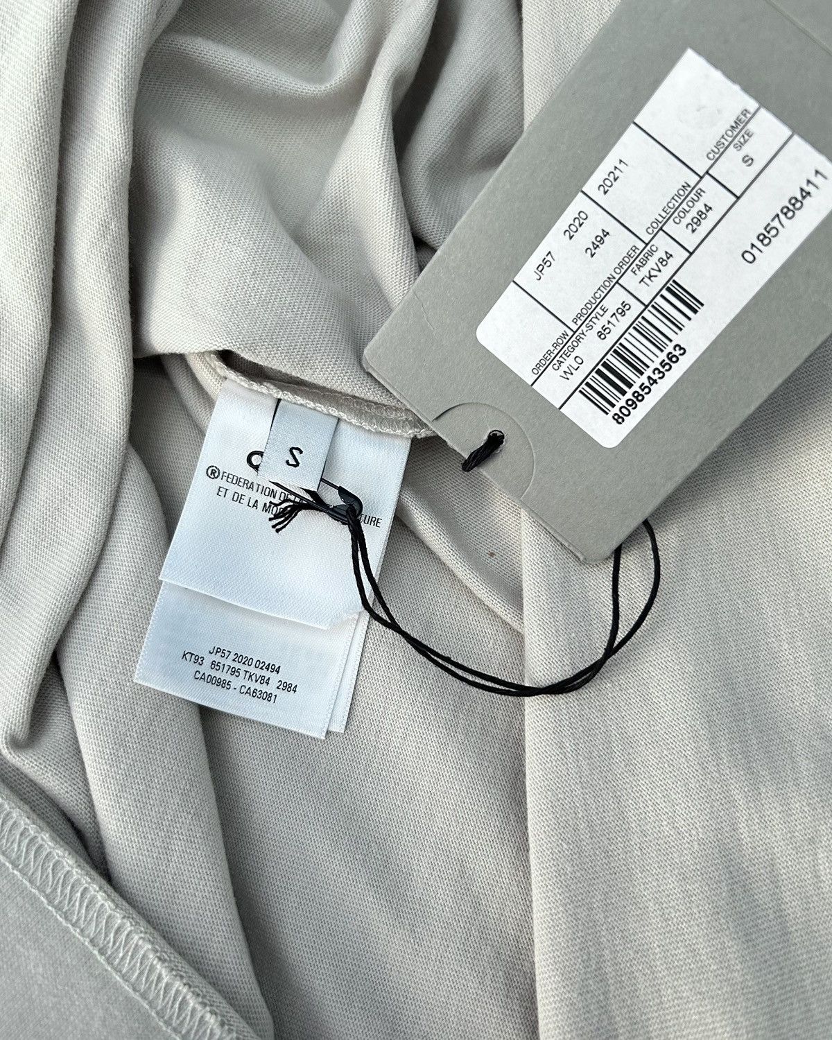 Balenciaga Balenciaga Paris Fashion Week Pixels T-shirt Size US S / EU 44-46 / 1 - 6 Thumbnail