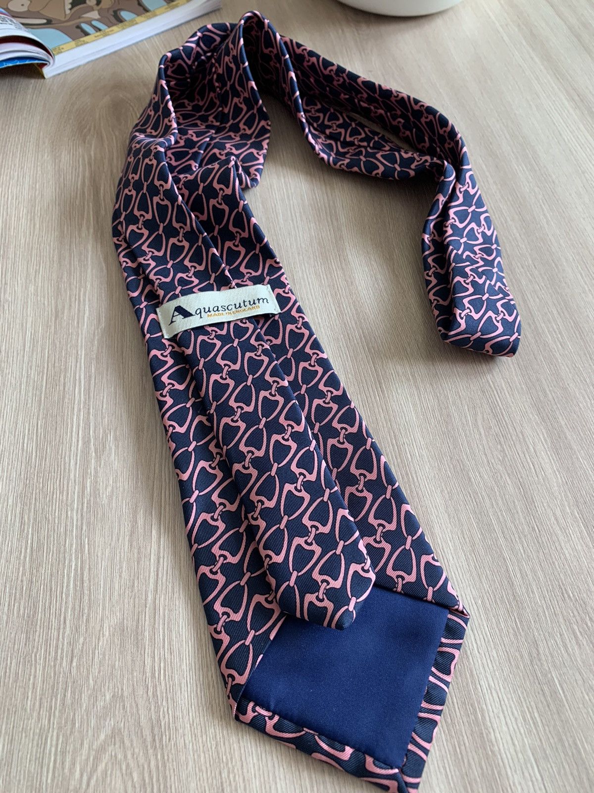 aquascutum tie