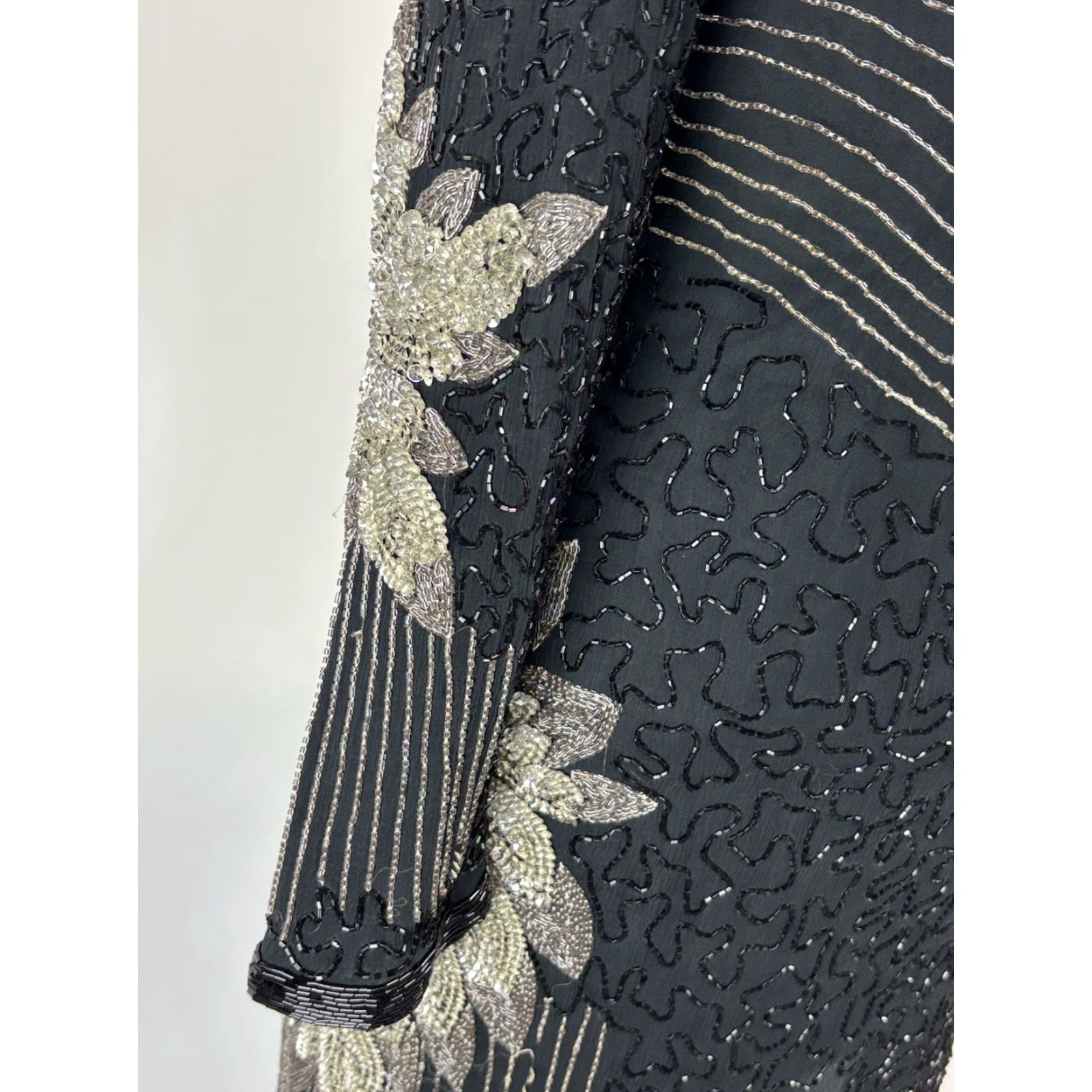Vintage VINTAGE Mejere Beaded Midi Dress Women’s L Black Silver Elegant Formal READ 80s Silk Nightwear Eveningwear Size L / US 10 / IT 46 - 7 Thumbnail