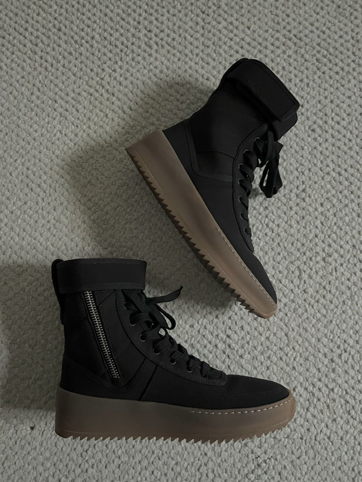 Fear of God Fear of God Military Sneaker Maxfield Exclusive Size US 7 / EU 40 - 5 Thumbnail