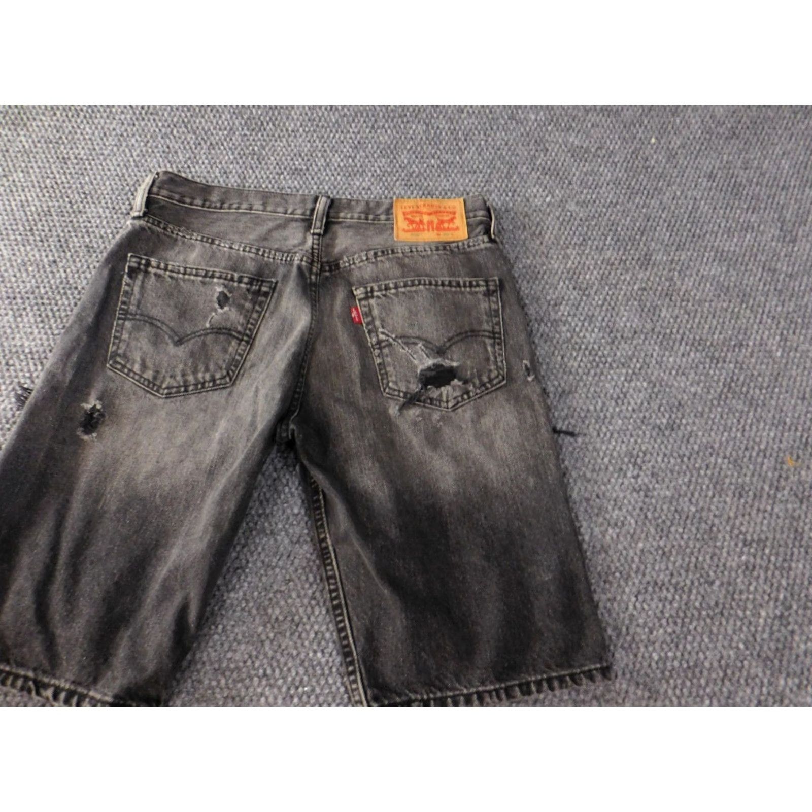 Levi's Levi's Shirts 508 Mens Black Denim Shorts 30 Distressed Bermuda Ripped Classic Regular Zip Front Flat Front Logo Men Buddies? Size US 30 / EU 46 - 7 Thumbnail
