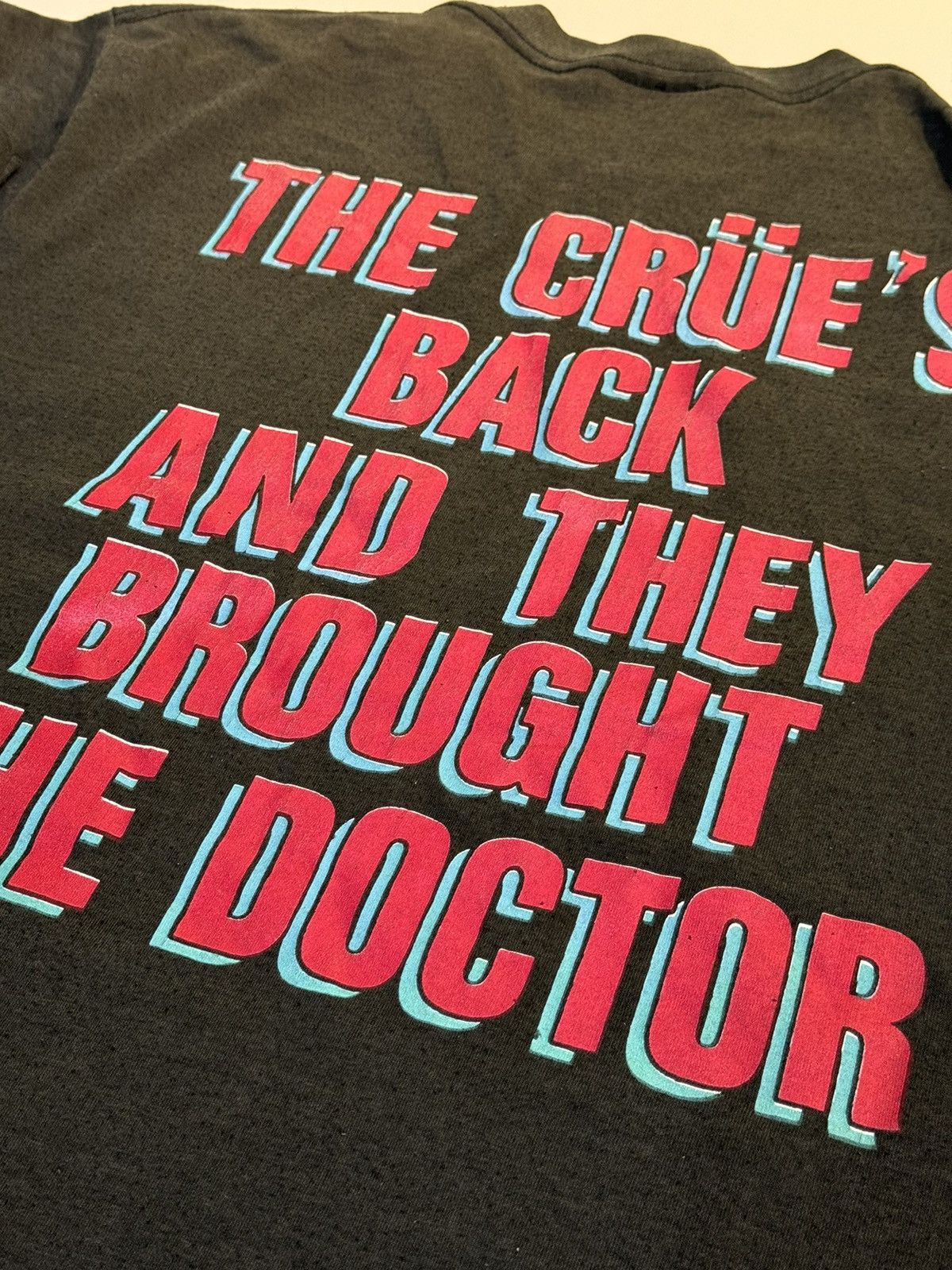 Band Tees 1989 Motley Crue DR. Feel Good Size US L / EU 52-54 / 3 - 7 Thumbnail