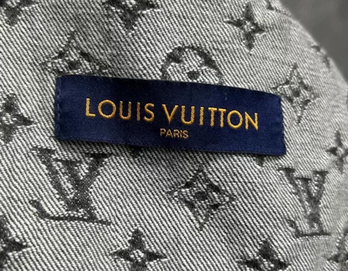 Louis Vuitton Louis Vuitton's latest black and gray Nigo denim jacket Size US M / EU 48-50 / 2 - 4 Thumbnail