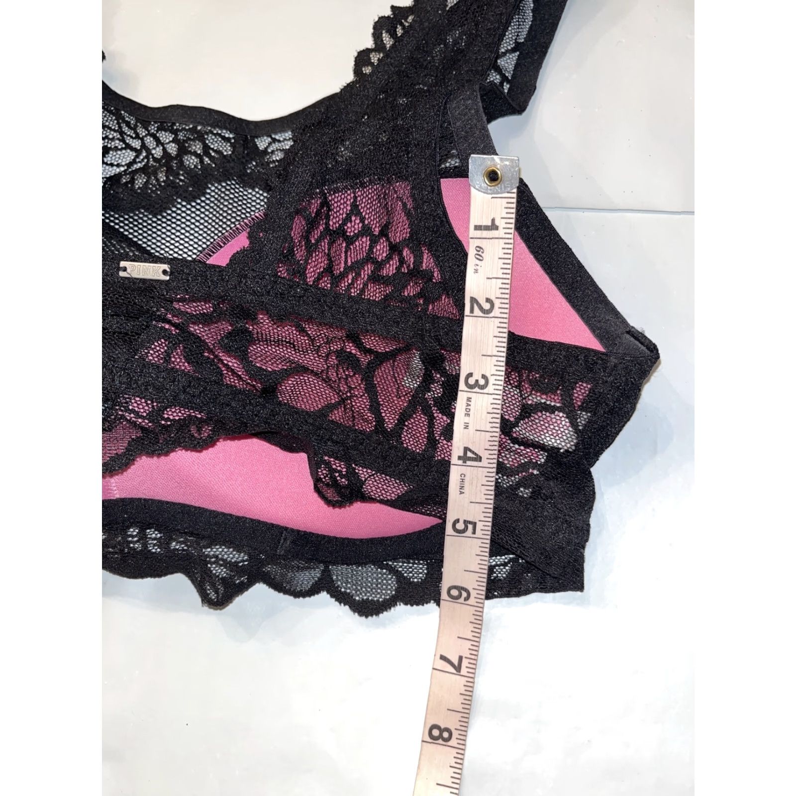 Victoria's Secret Victoria’s Secret PINK Bra Bralette Lace Wireless Padded PushUp Pullover M Black Women’s PINK Bralette Lace Bra Size ONE SIZE - 7 Thumbnail