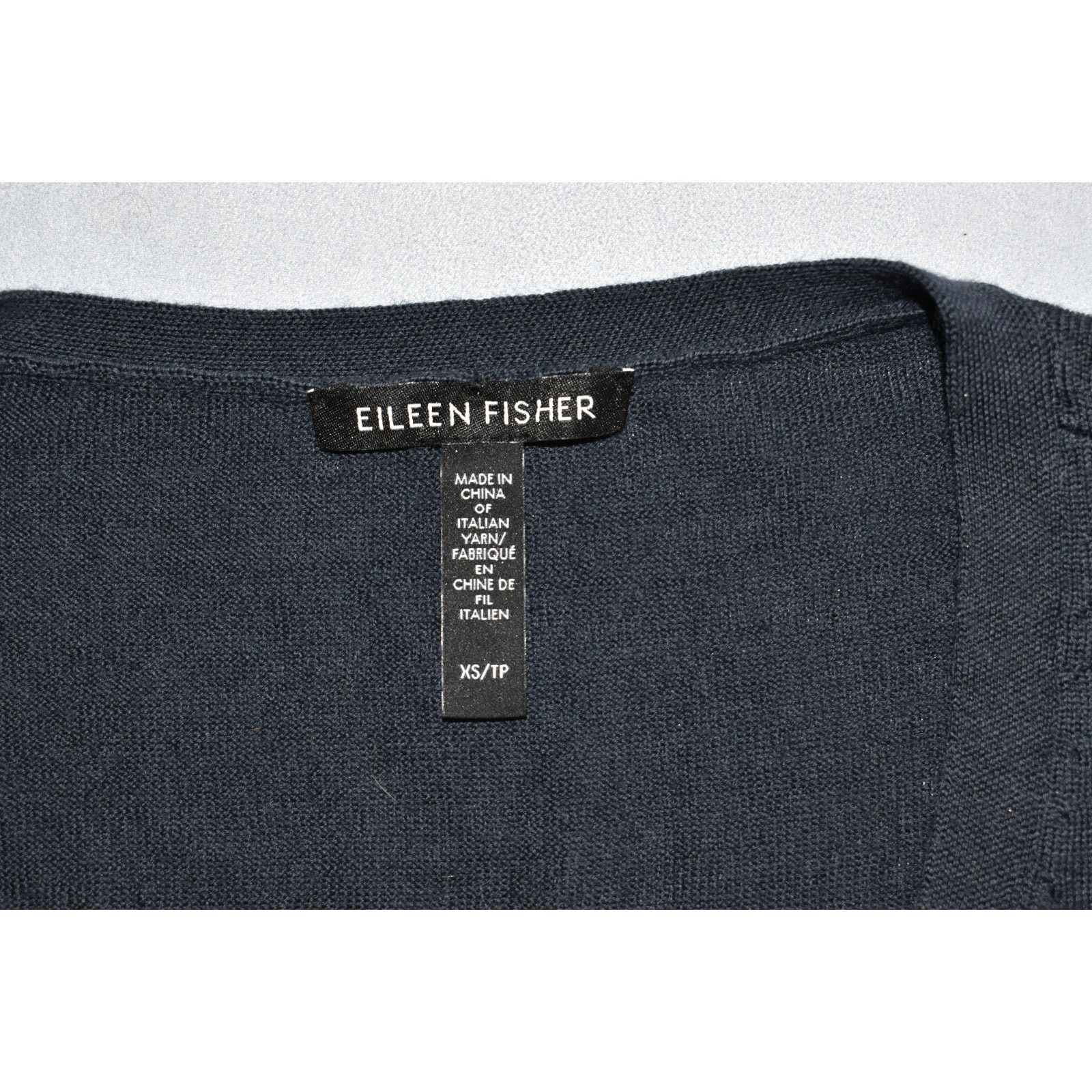 Eileen Fisher EILEEN FISHER Navy Wool V Neck Cardigan Sweater Sz XS Size XS / US 0-2 / IT 36-38 - 3 Thumbnail