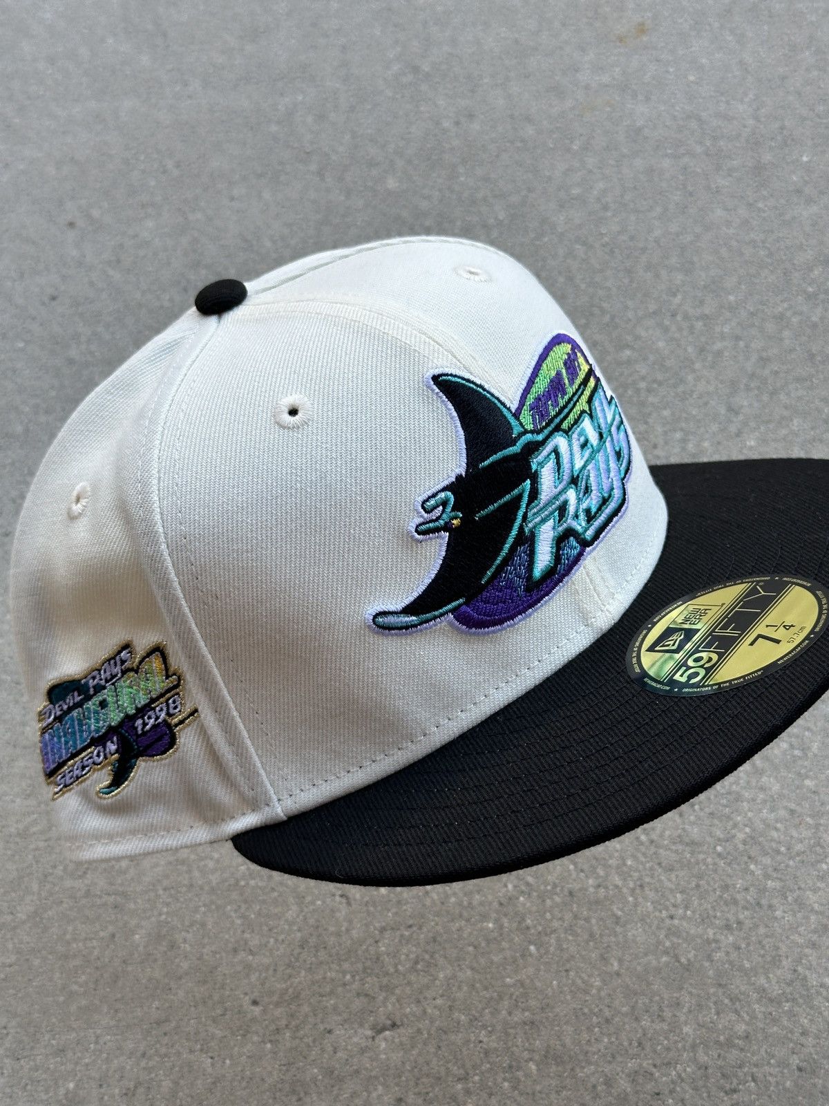 7 3/8 Capanova New Era Arizona shops Diamondbacks 59Fifty Fitted -Half Blood