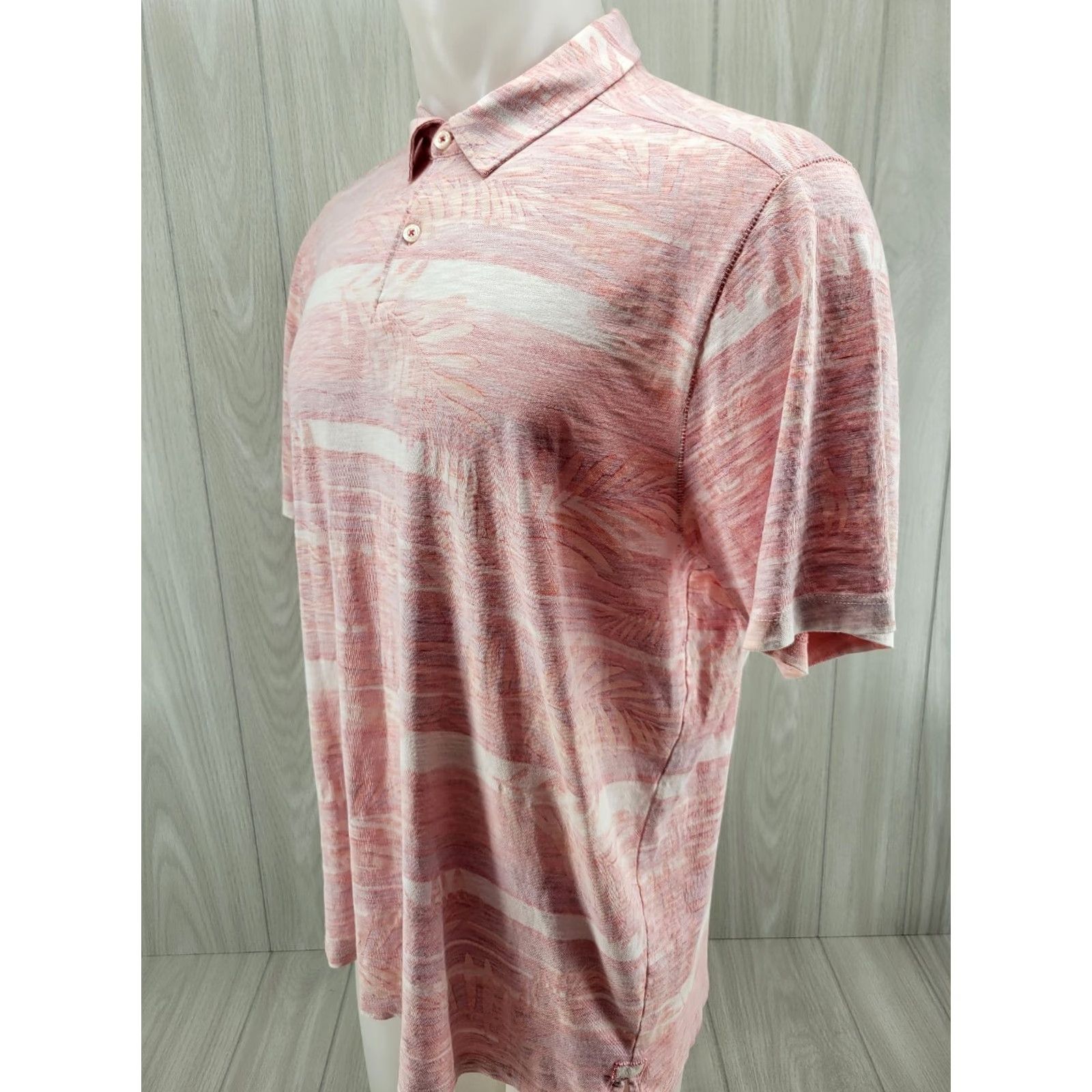 Tommy Bahama Tommy Bahama Polo Pink Mens Size Large 1/4 Button Shirt Casual Hawaiian Bahamas Vacation Beach Golf Short Sleeve Pattern Palm Trees 90s? Size US L / EU 52-54 / 3 - 2 Thumbnail