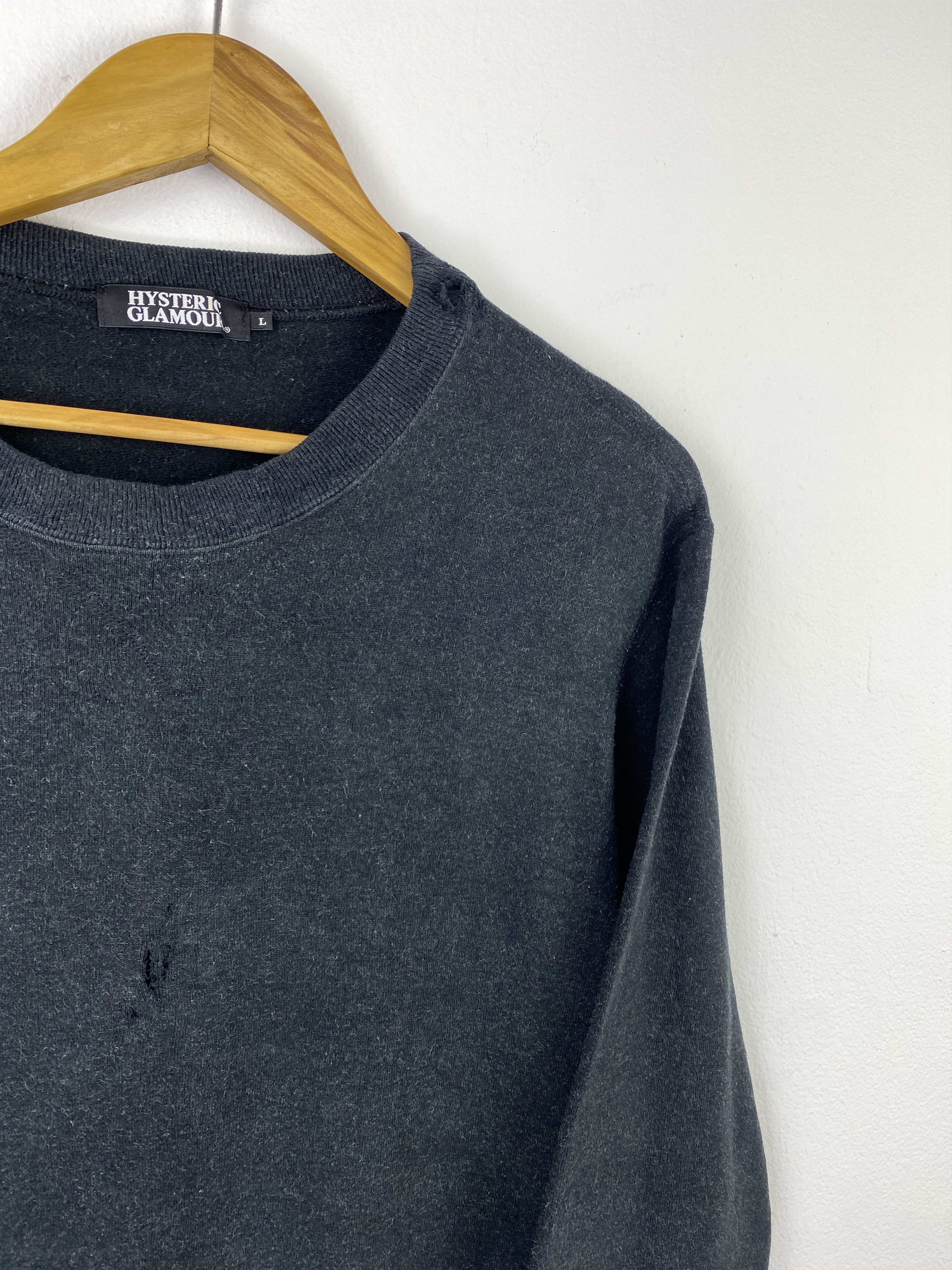 Hysteric Glamour Vintage Hysteric Glamour Distressed Sweatshirt SH0423 Size US L / EU 52-54 / 3 - 9 Thumbnail