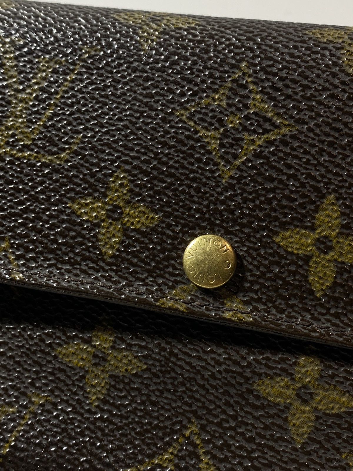 Louis Vuitton Authentic Vintage Louis Vuitton Monogram Wallet Size ONE SIZE - 3 Thumbnail