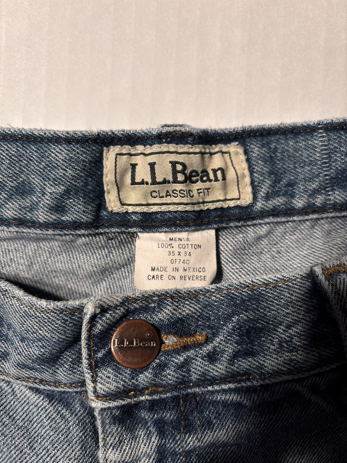 L.L. Bean Vtg LL Bean Classic Fit Distressed Jeans Y2K 90’s 35x34 Size US 35 - 4 Thumbnail
