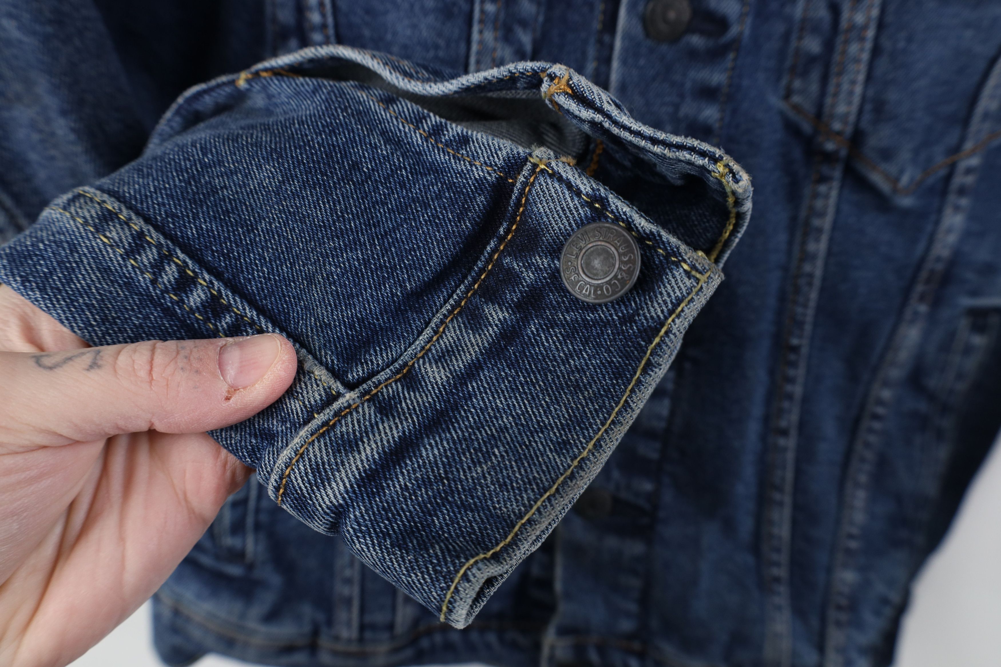 Levi's Vintage Y2K Levis Stretch Denim Jean Trucker Jacket Blue Size US S / EU 44-46 / 1 - 8 Thumbnail