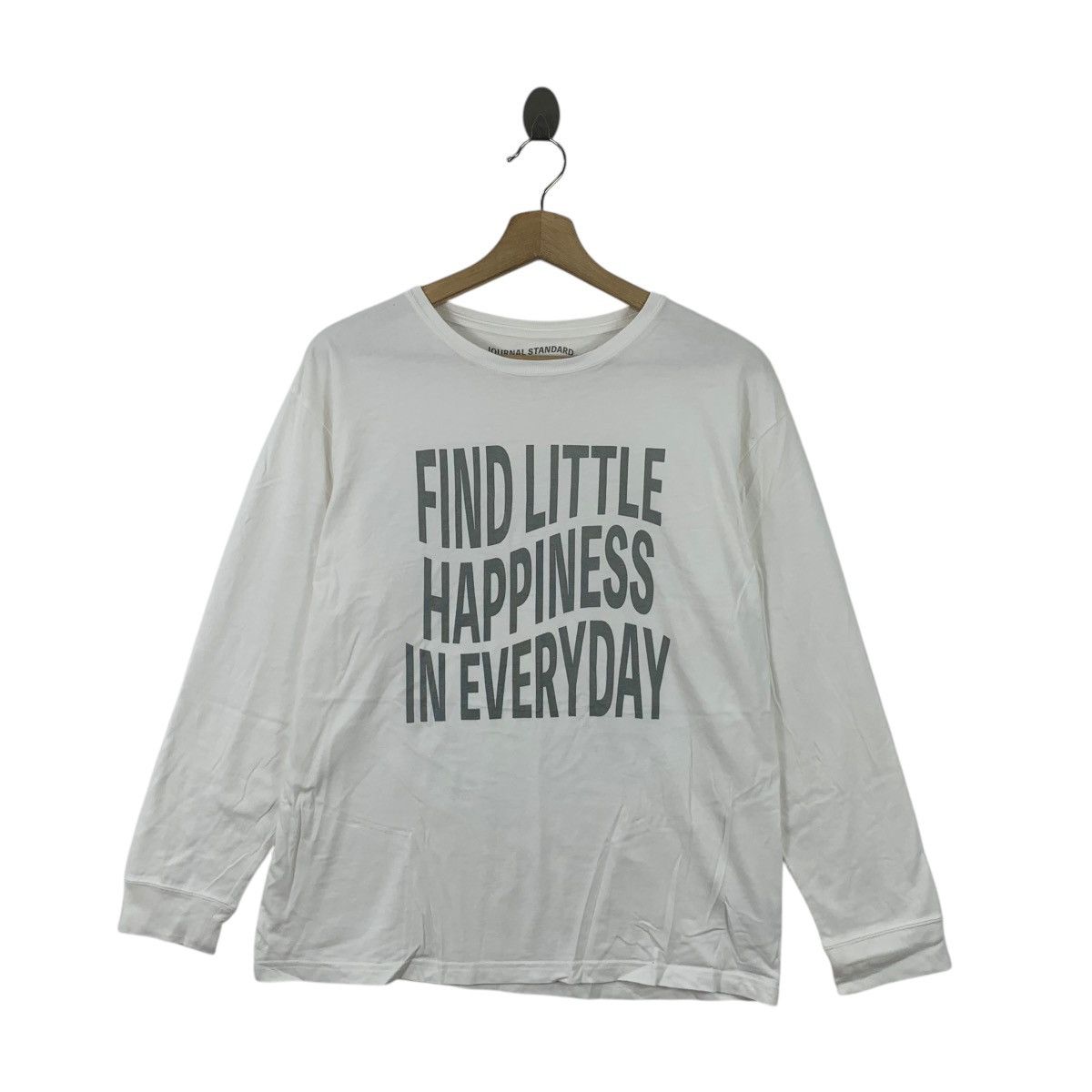 JOURNAL STANDARD RELUME Collection Find Happiness Tee Shirt